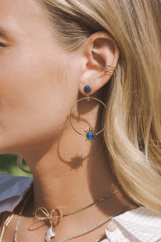 Korvakorut, BOHM PARIS|Boucles Candice avec agate blanche