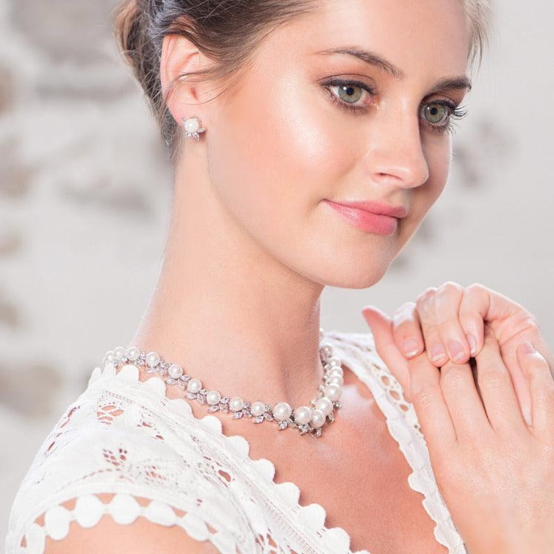 Kristallikorvakorut, ATHENA BRIDAL|Romantic Sophie Earrings with Pearl