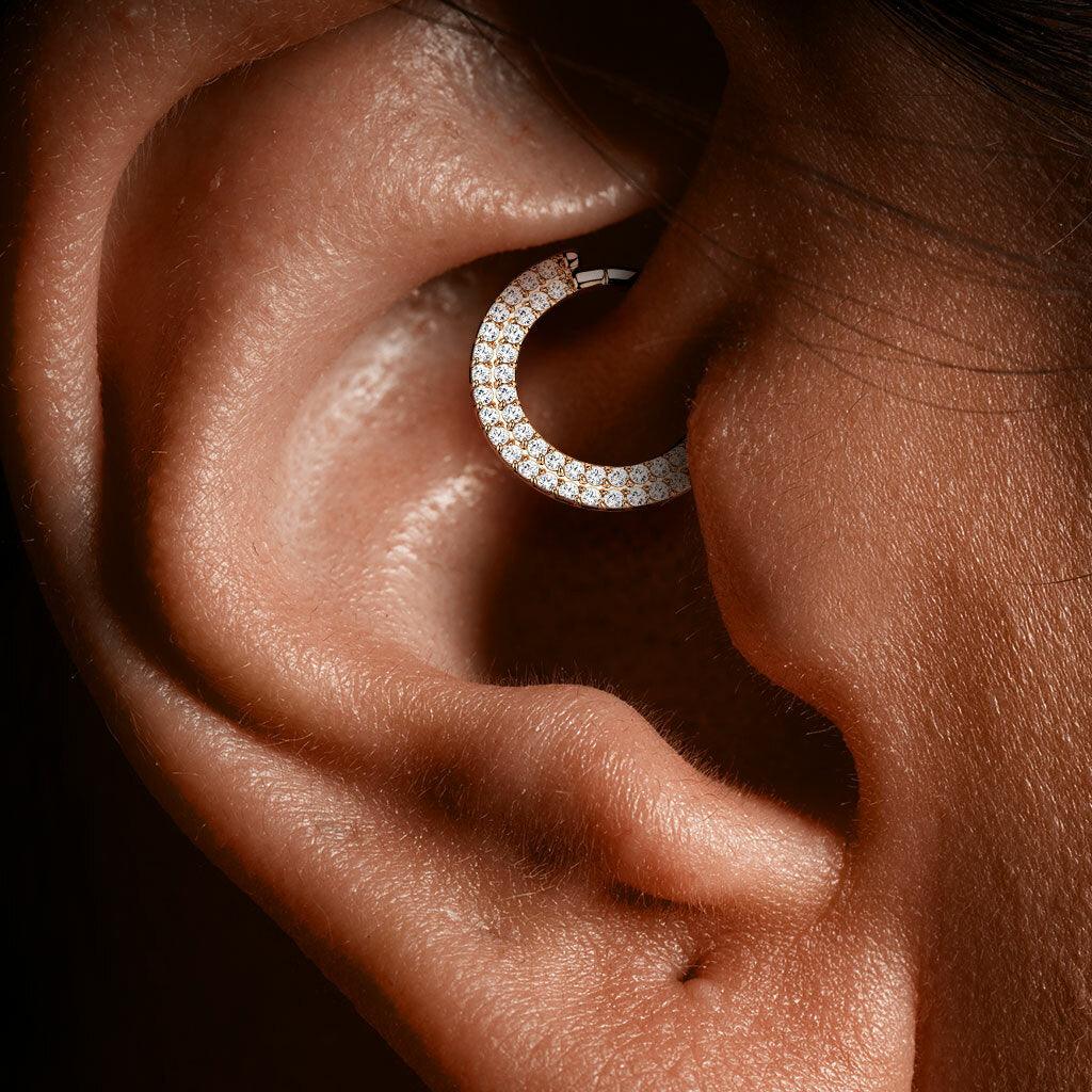 Lävistysrengas, Implant Grade Titanium CZ Paved Front Hoop in Gold