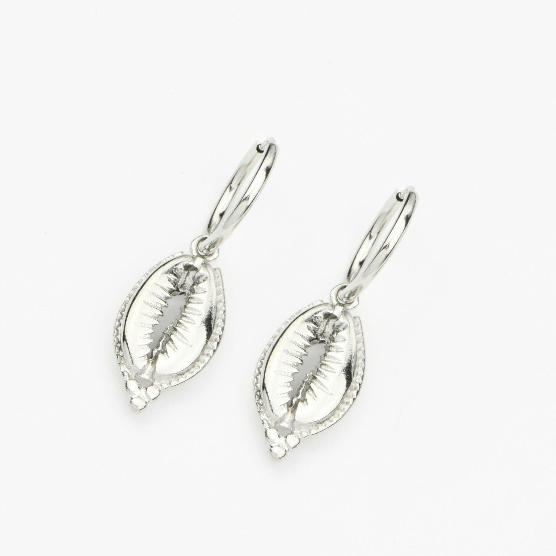 Kirurginteräsrenkaat, FRENCH RIVIERA|Steel Hoops with Seashell