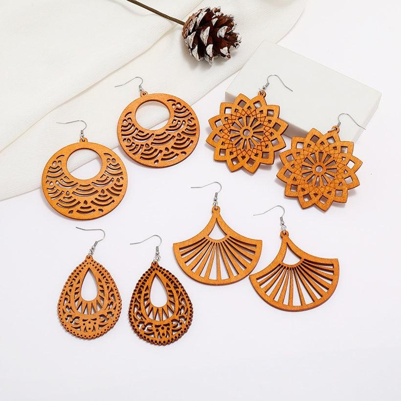 Wooden earrings, Simple Mandala brown lace earrings