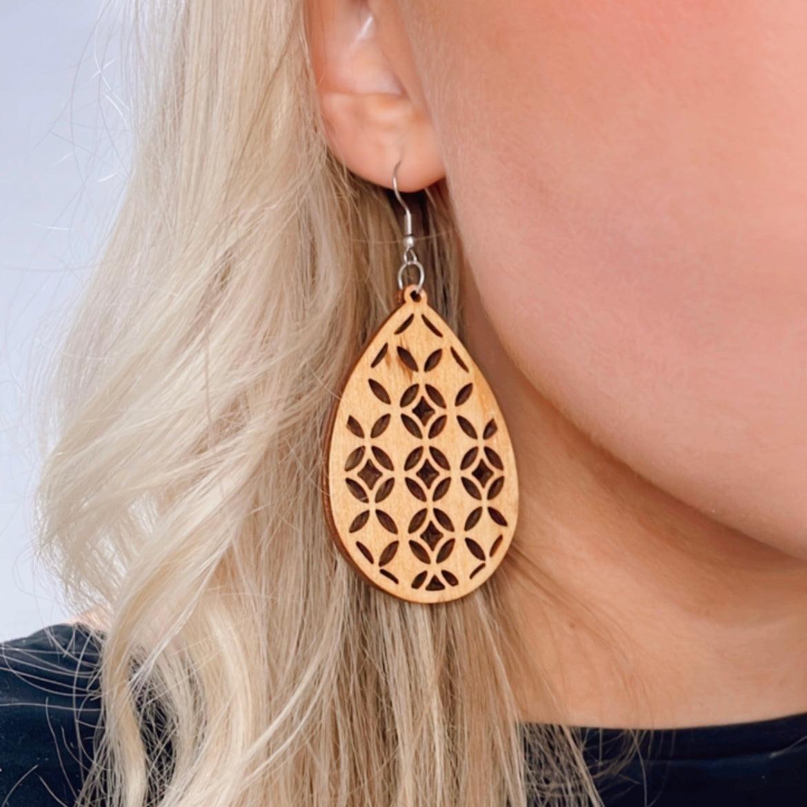 Wooden earrings, Retro Teardrop brown earrings