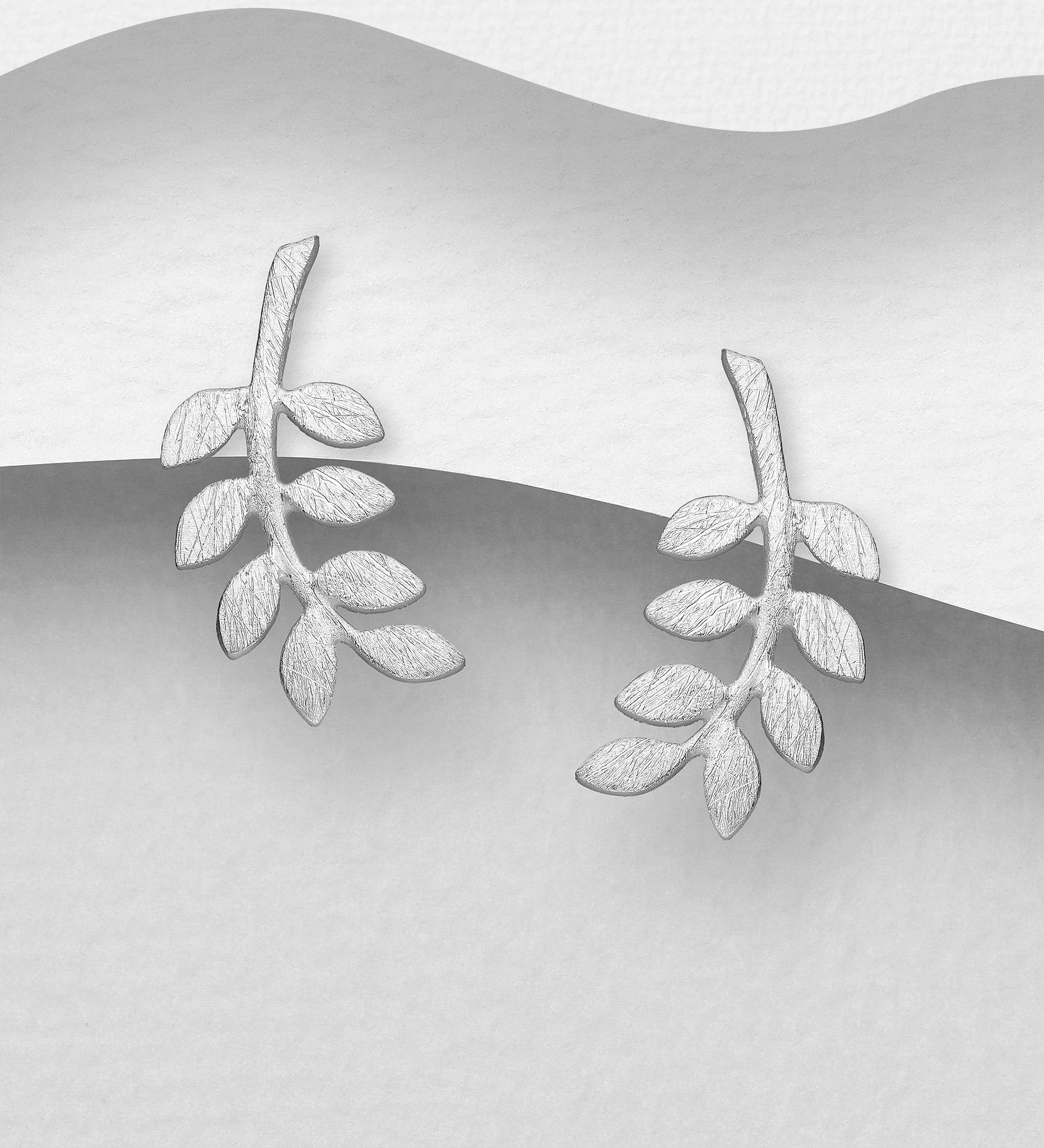 PREMIUM COLLECTION|Rauha -lehdenmuotoinen hopeanappi mattapinnalla