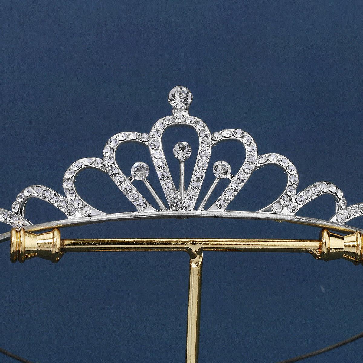ROMANCE|Linette -hopeanvärinen kirkaskivinen tiara