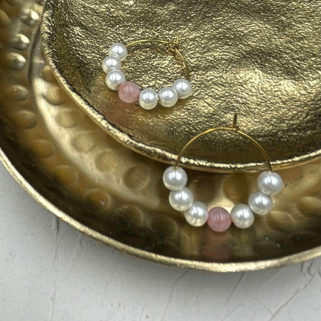 Korvakorut, FRENCH RIVIERA|Jolie -helmirenkaat (ruusukvartsi, medium)