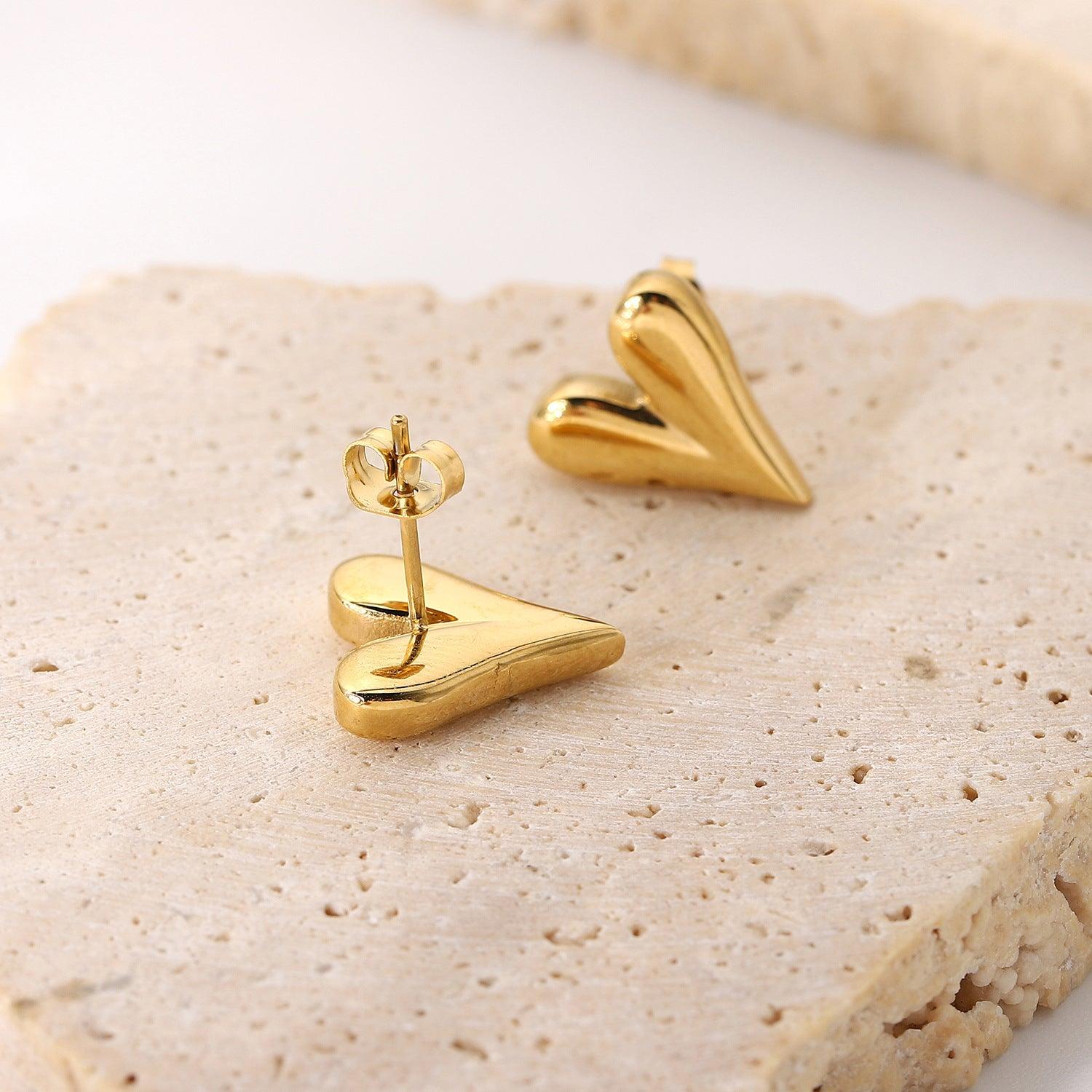FRENCH RIVIERA|Sweetheart Surgical Steel Heart Studs (Gold)