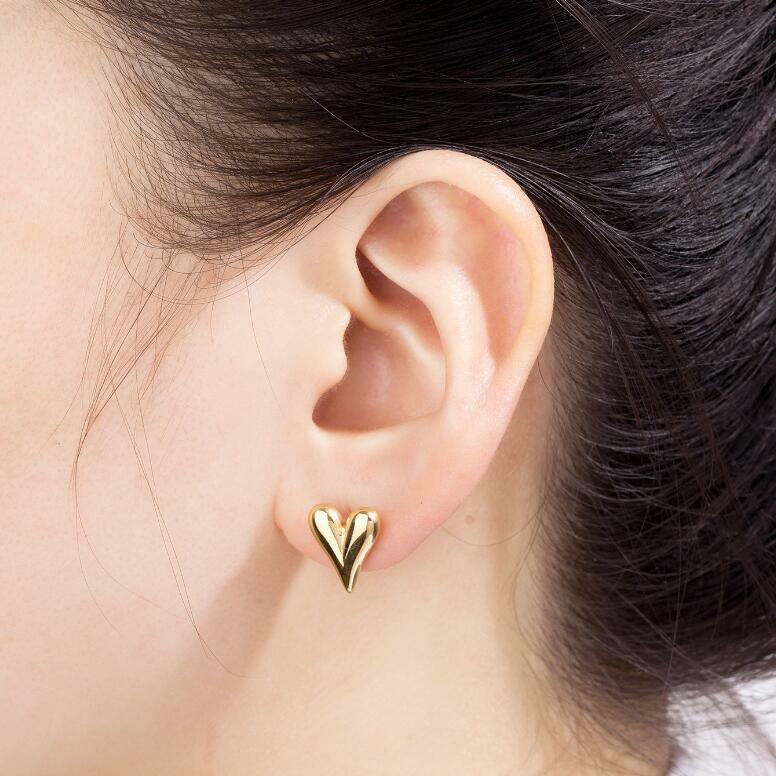 FRENCH RIVIERA|Sweetheart Surgical Steel Heart Studs (Gold)