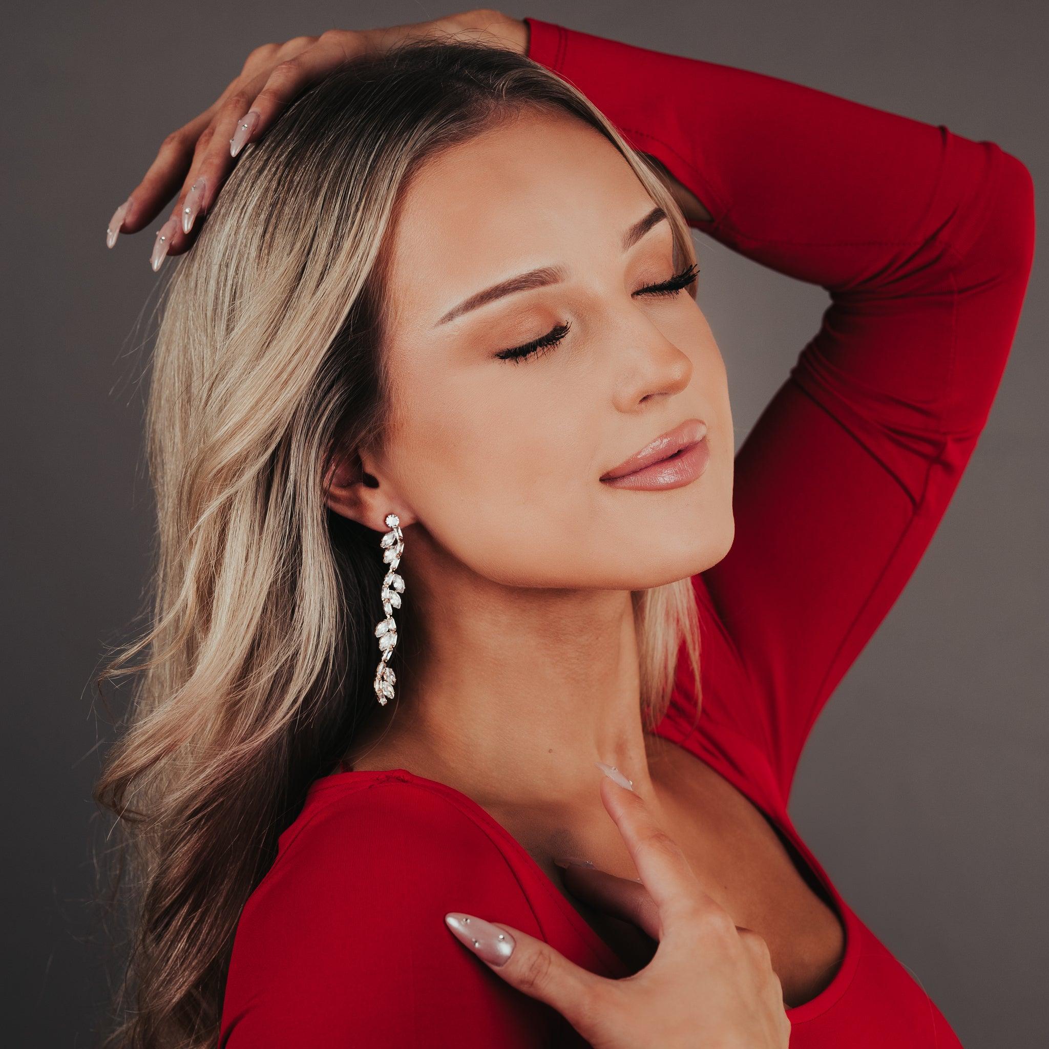 FRENCH RIVIERA | Selina Earrings -kirkkaat juhlakorvakorut (kulta)