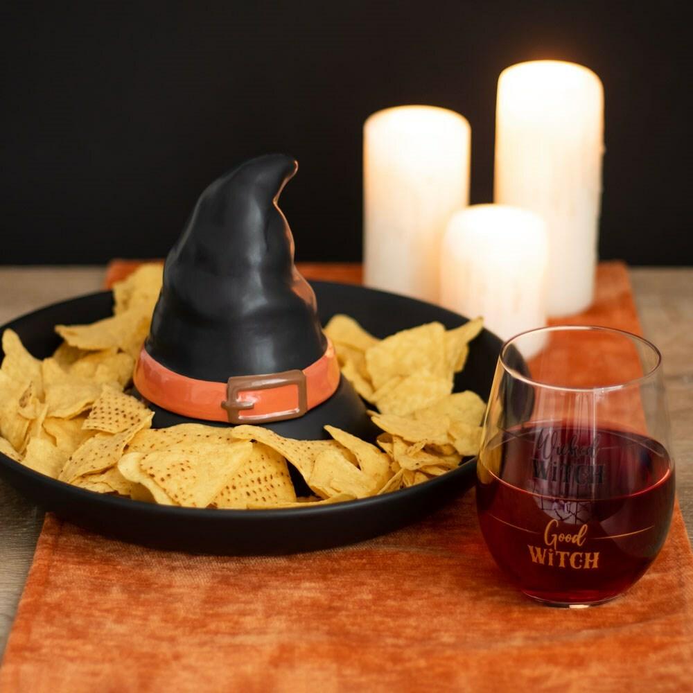 Wicked Witch Wine Glass -viinilasi tekstillä
