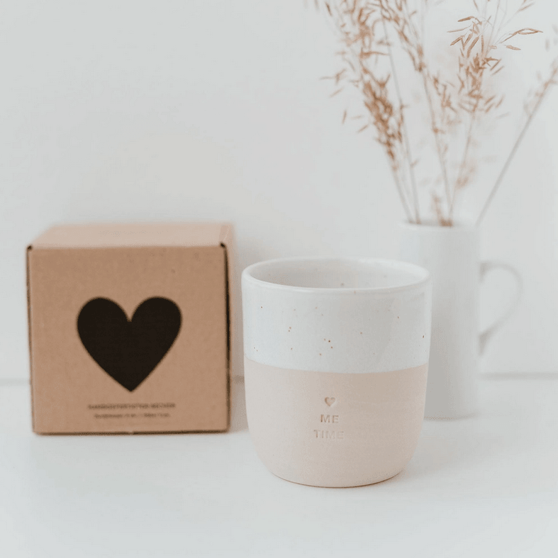 Muki, Me Time Mug -käsintehty korvaton tekstimuki