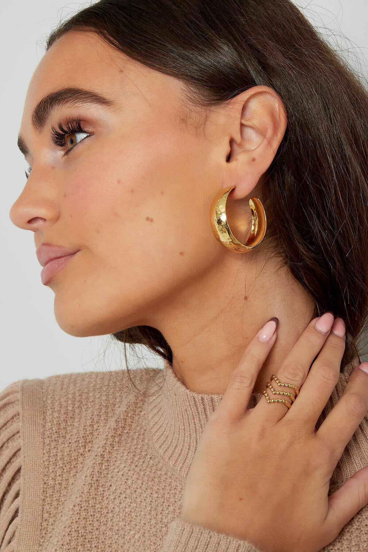 FRENCH RIVIERA | Large Fiona Hoops -kirurginteräksiset renkaat (kulta)