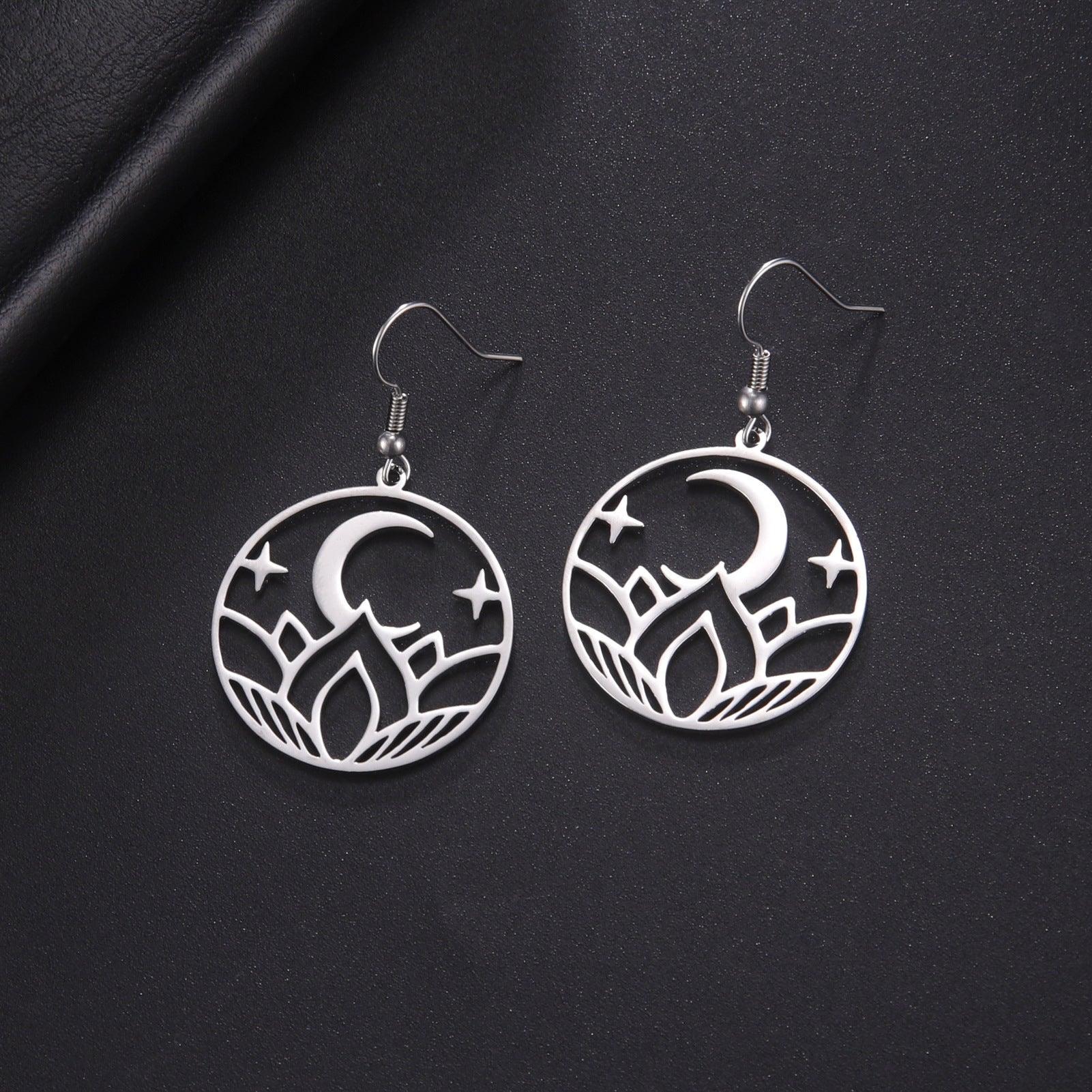 Kirurginteräskorvakorut, Bohemian Lotus -hopeanväriset bohokorvakorut