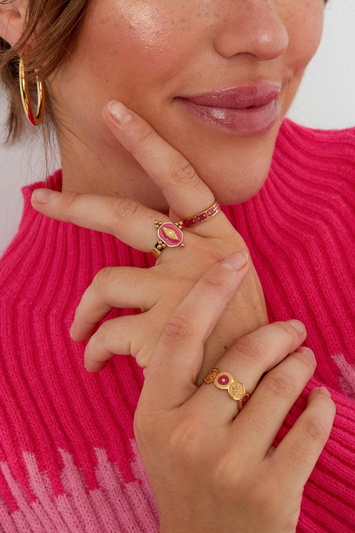 FRENCH RIVIERA | Lily Ring in Pink -pinkki sormus kirurginterästä