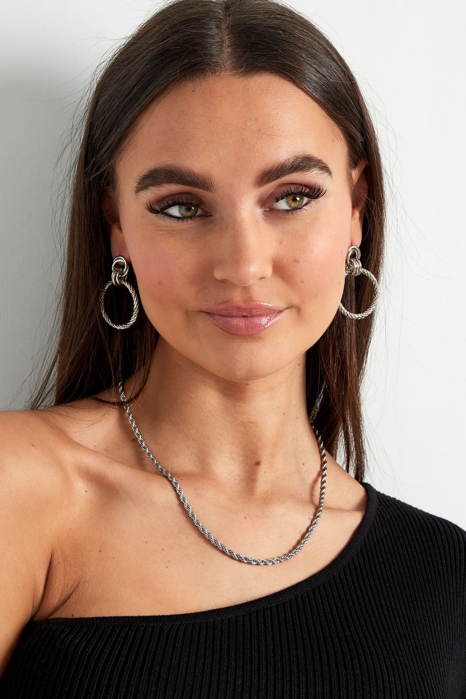 French Riviera | Nova Bold – kierteinen kirurginteräskaulakoru (hopea)