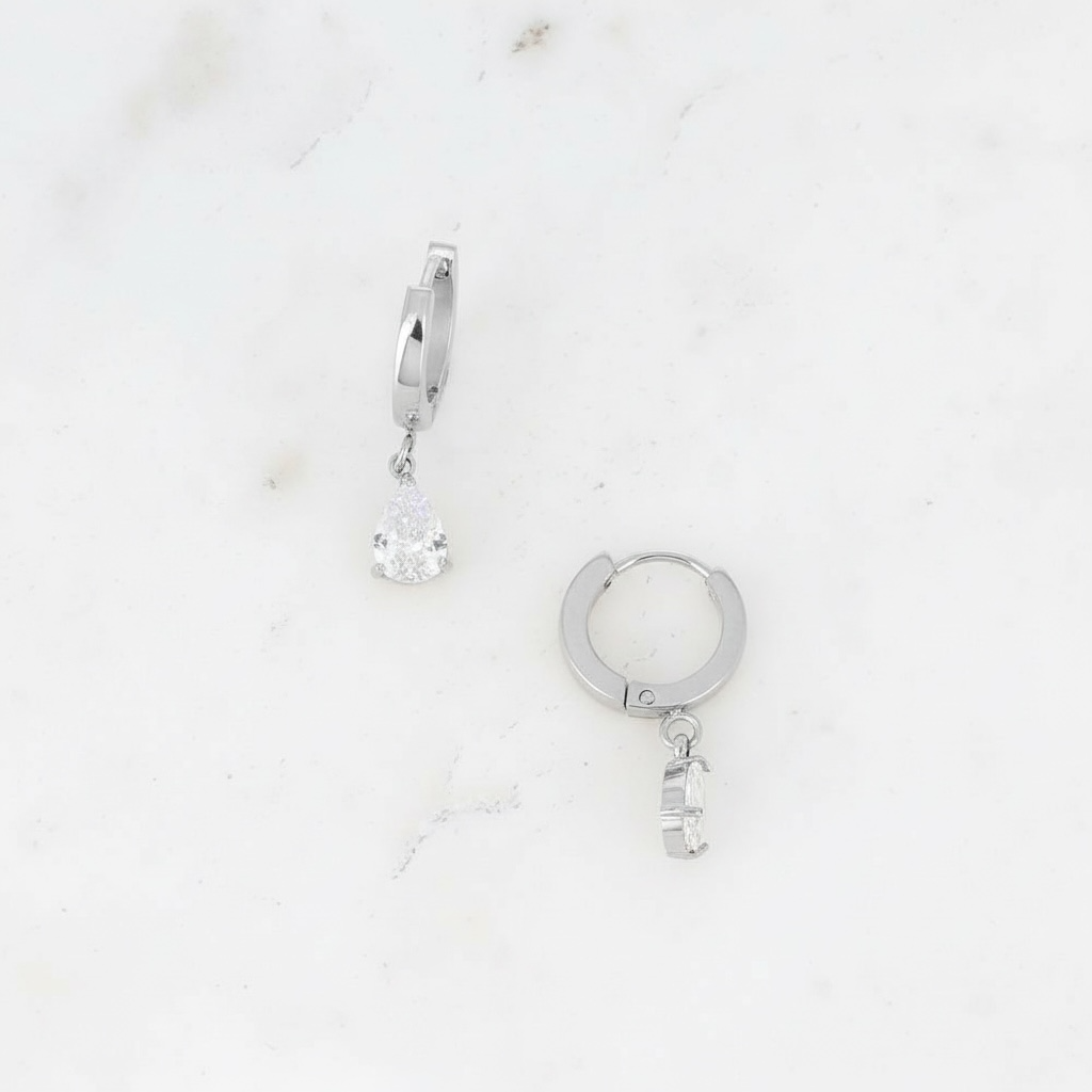 Bohm Paris Valentina -korvarenkaat kirkkaalla pisarakristallilla, hopea.