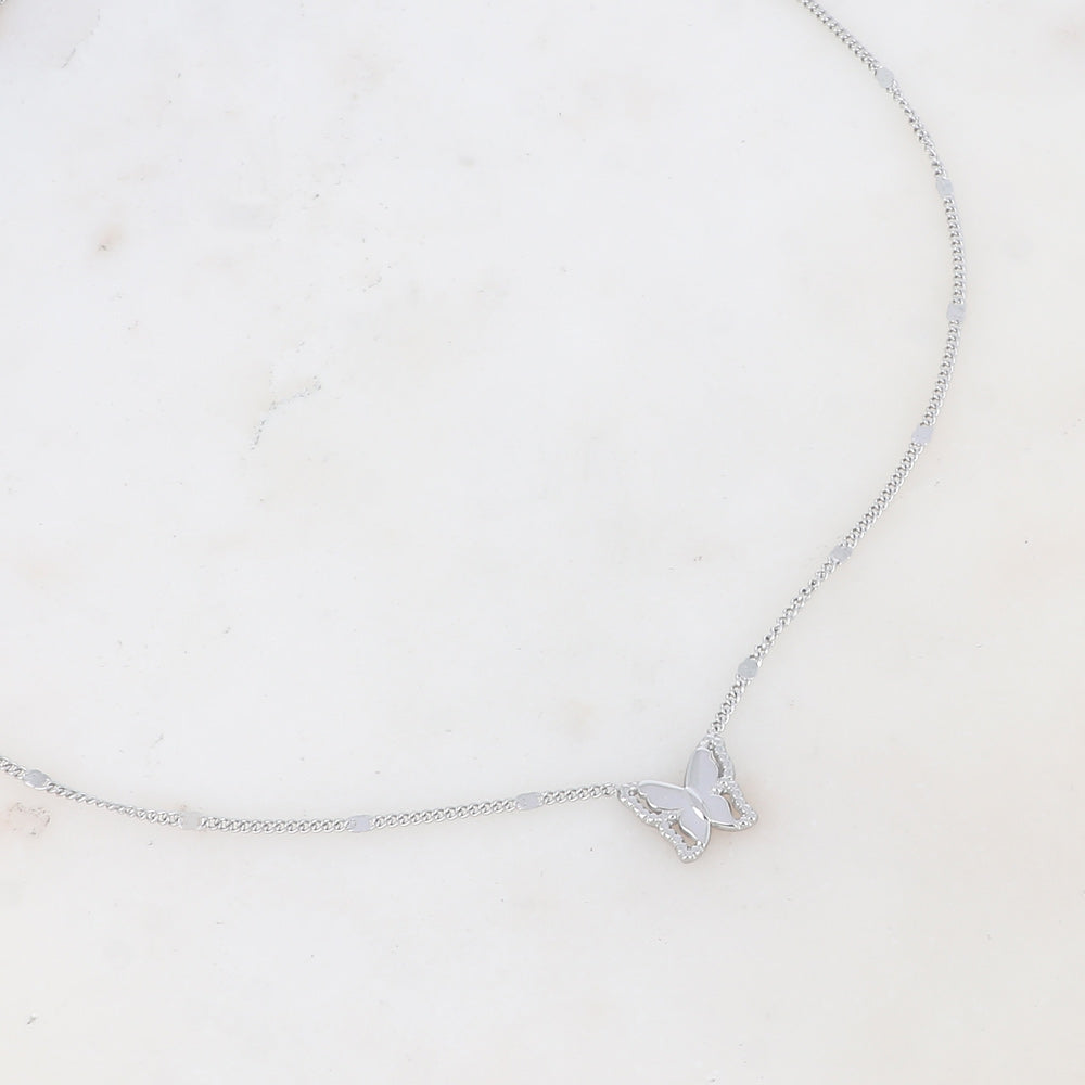 BOHM PARIS perhoskaulakoru hopeisena vaalealla taustalla