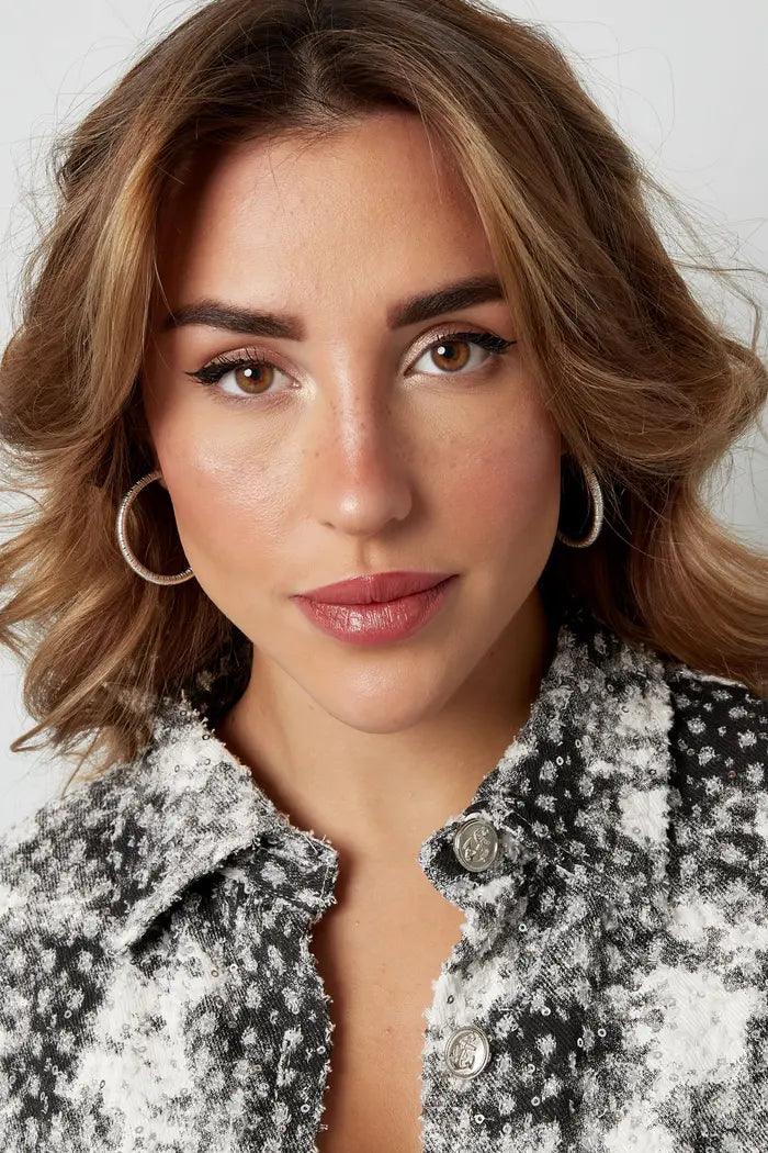 FRENCH RIVIERA | May -kuvioidut hopeanväriset kirurginteräsrenkaat