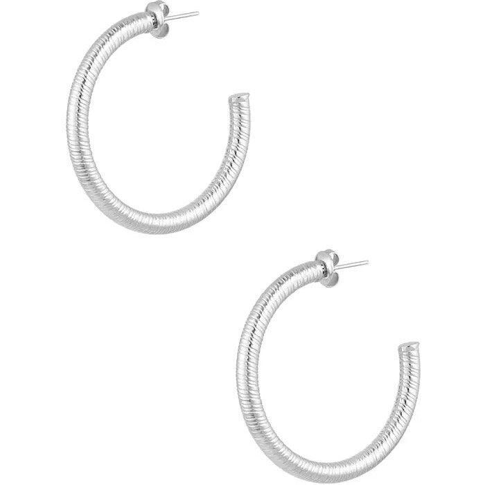 FRENCH RIVIERA | May -kuvioidut hopeanväriset kirurginteräsrenkaat