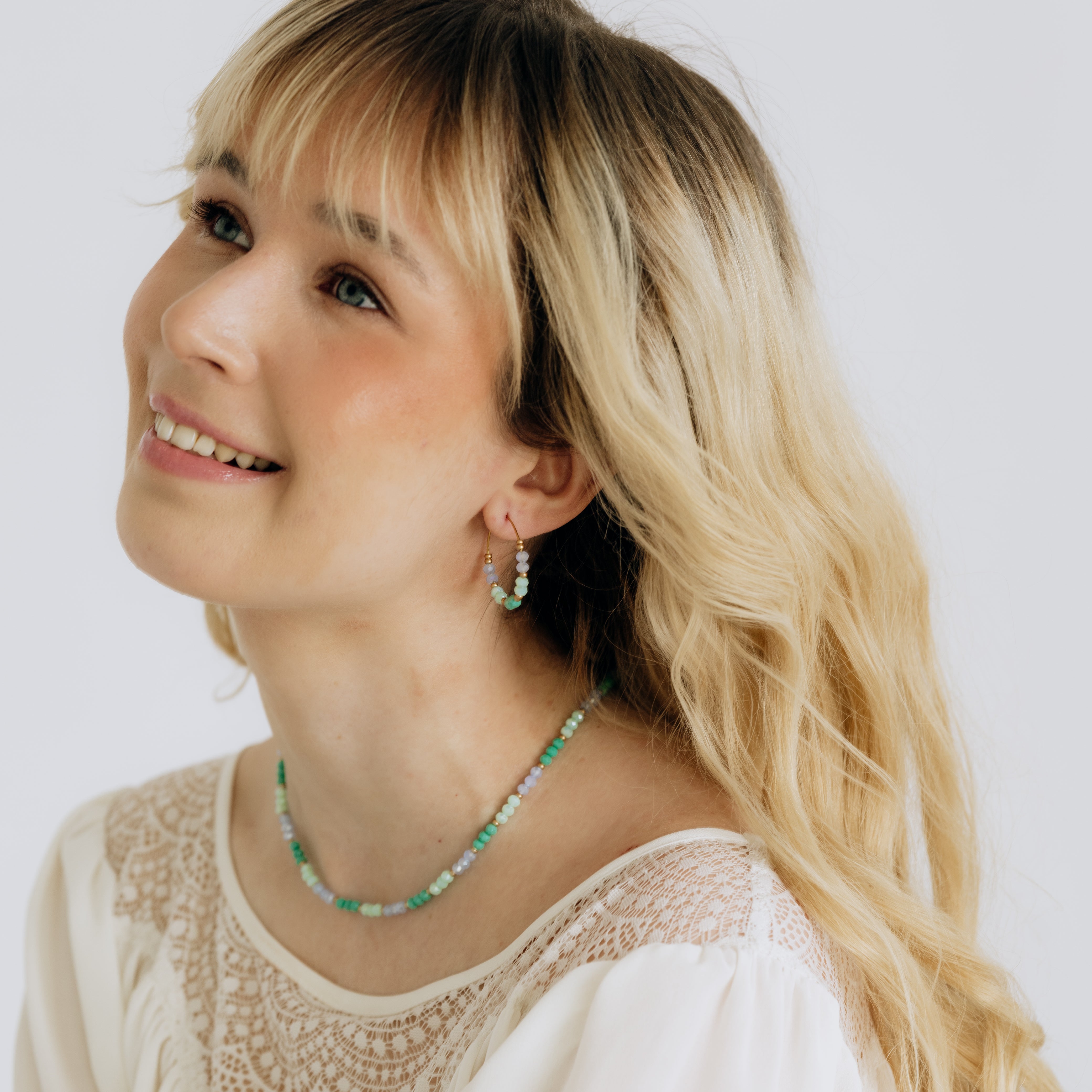 Earrings, FRENCH RIVIERA | Jolie pearl earrings (white, silver)