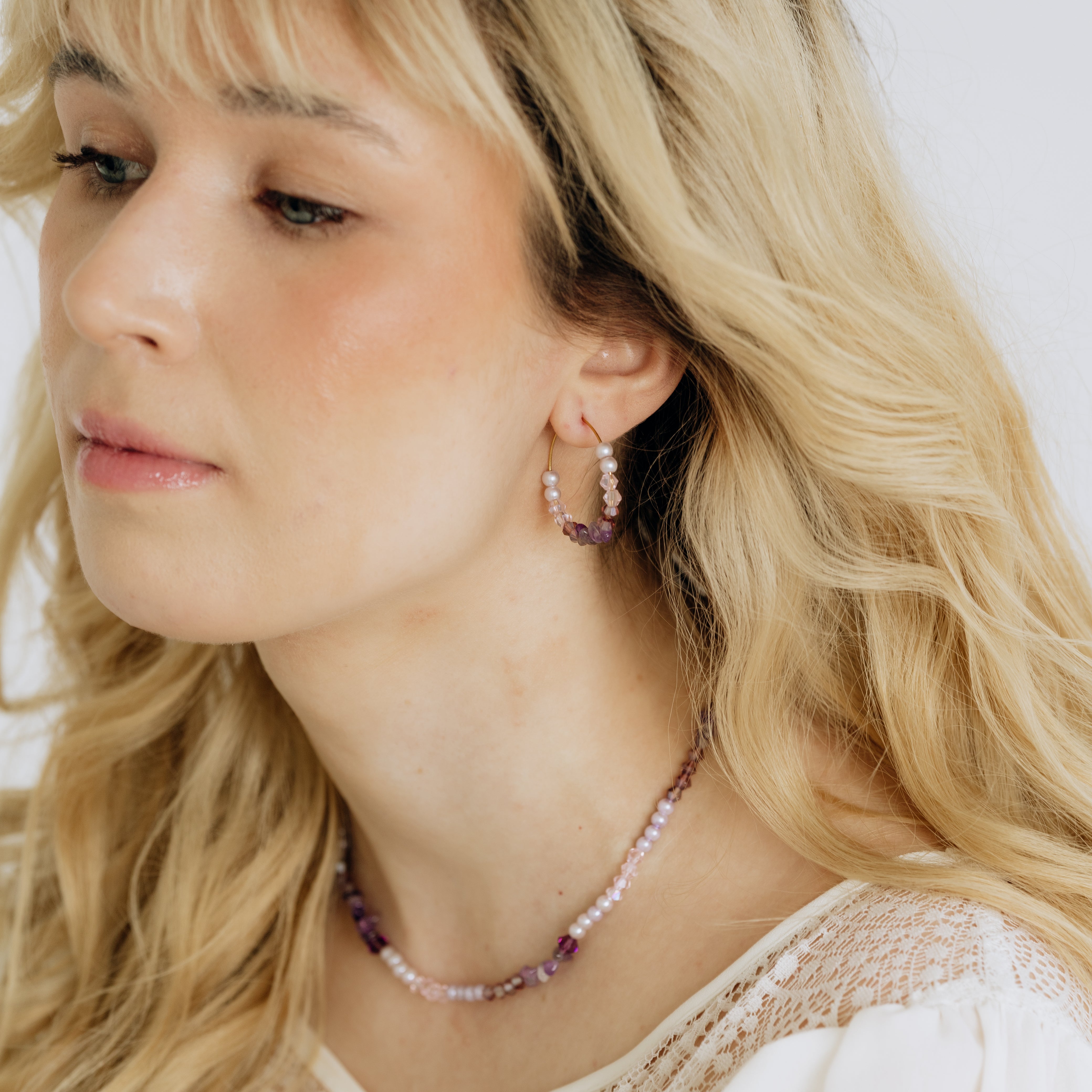 Earrings, FRENCH RIVIERA|Jasmine flower earrings (red)