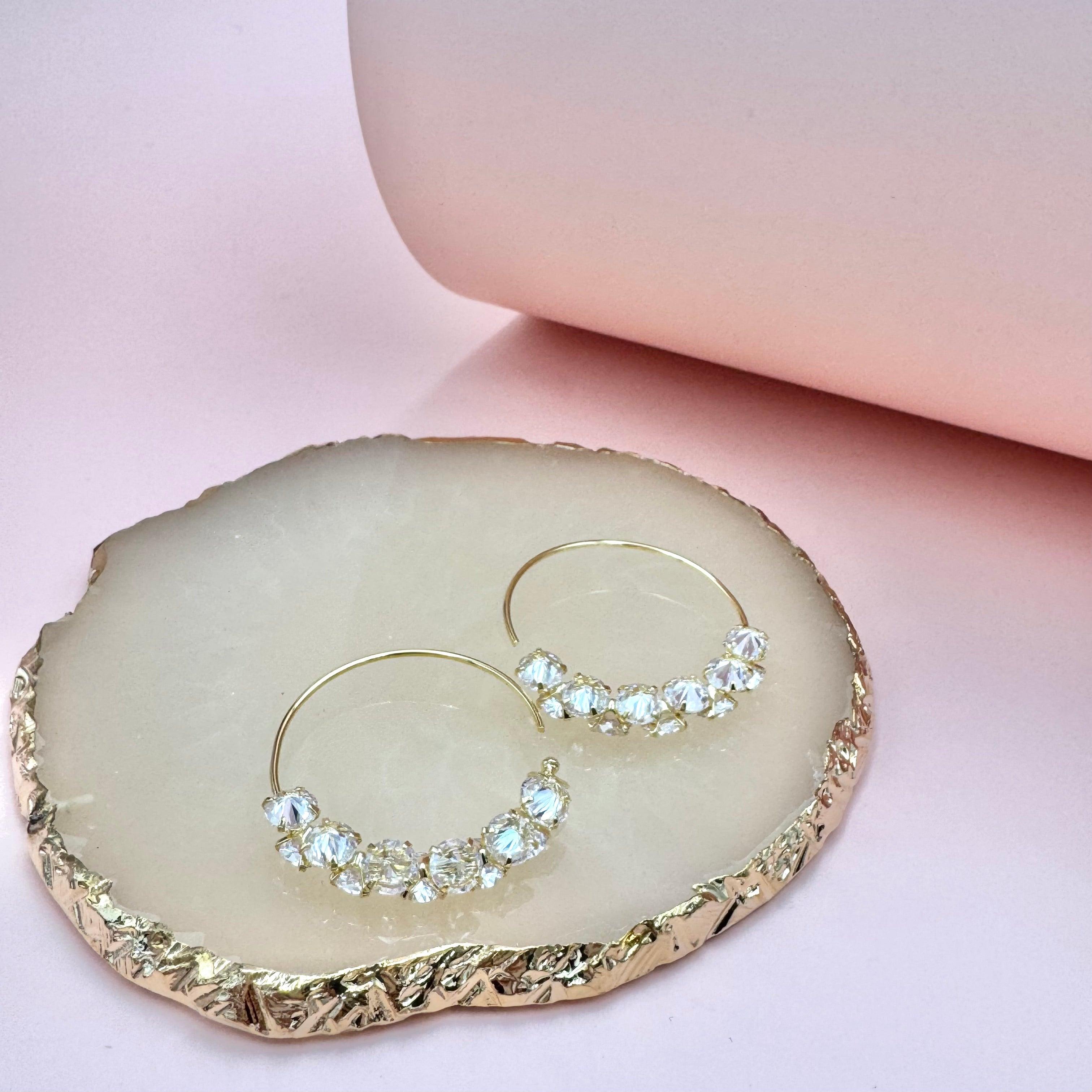 FRENCH RIVIERA | Lara Earrings -kirkkaat juhlakorvakorut (kulta)