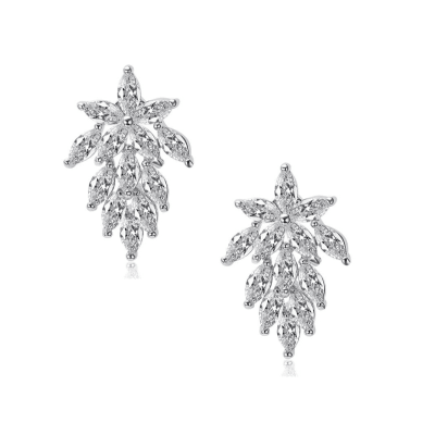 ATHENA BRIDAL | Fabienne -kristallikoristeiset kukkakorvakorut (hopea)
