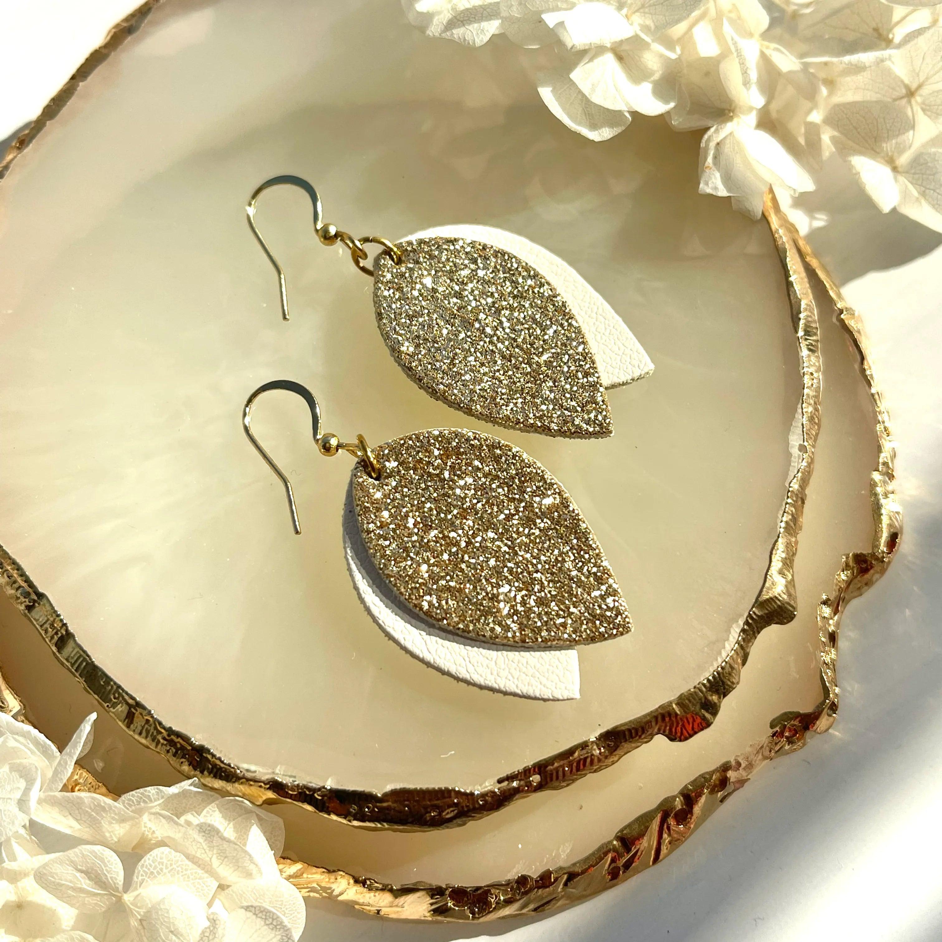 LEMPI® earrings, Bud (white-gold)