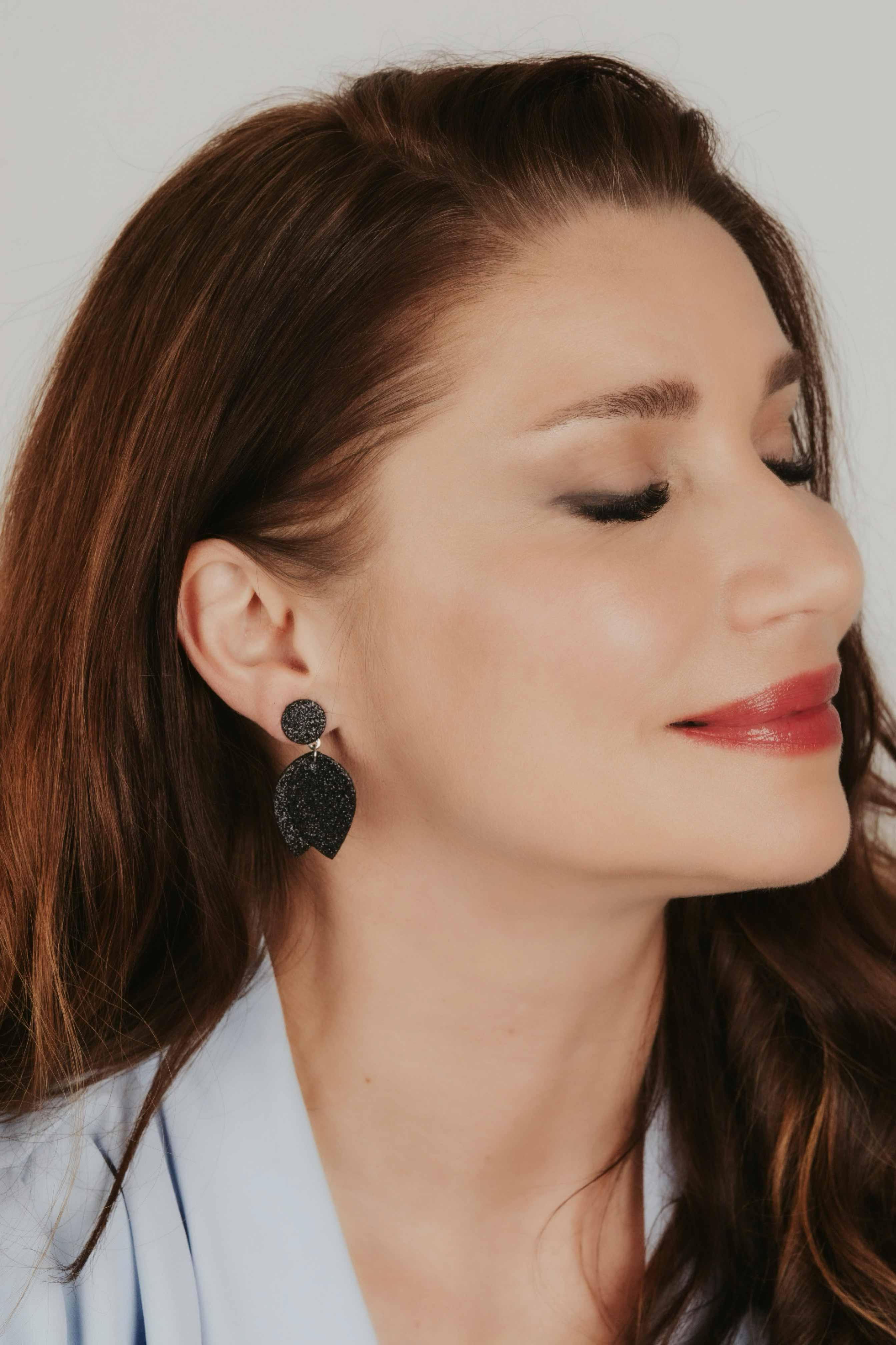 LEMPI®-korvakorut, Nuppu (musta glitter)