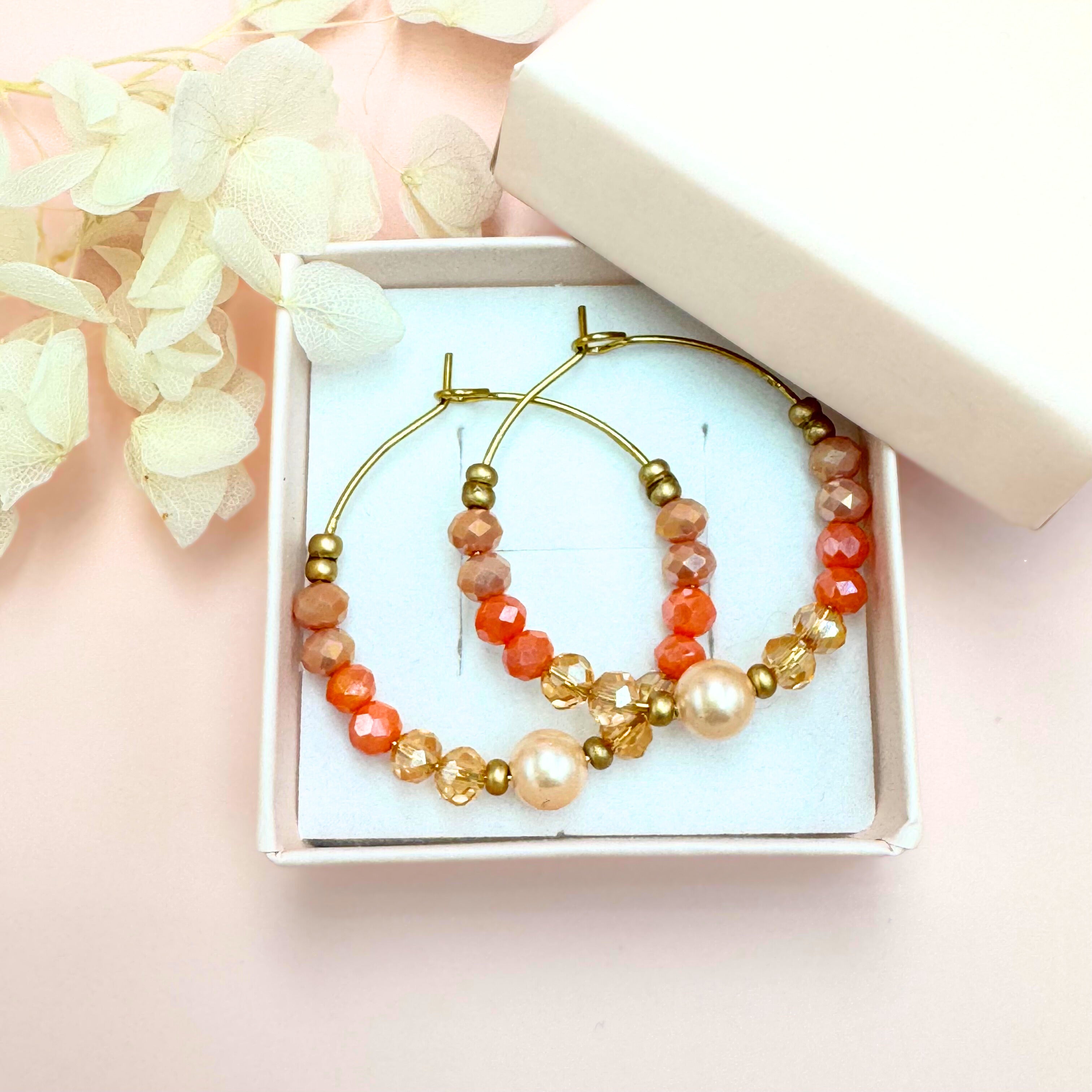 Earrings, FRENCH RIVIERA | Jolie pearl earrings (white, silver)