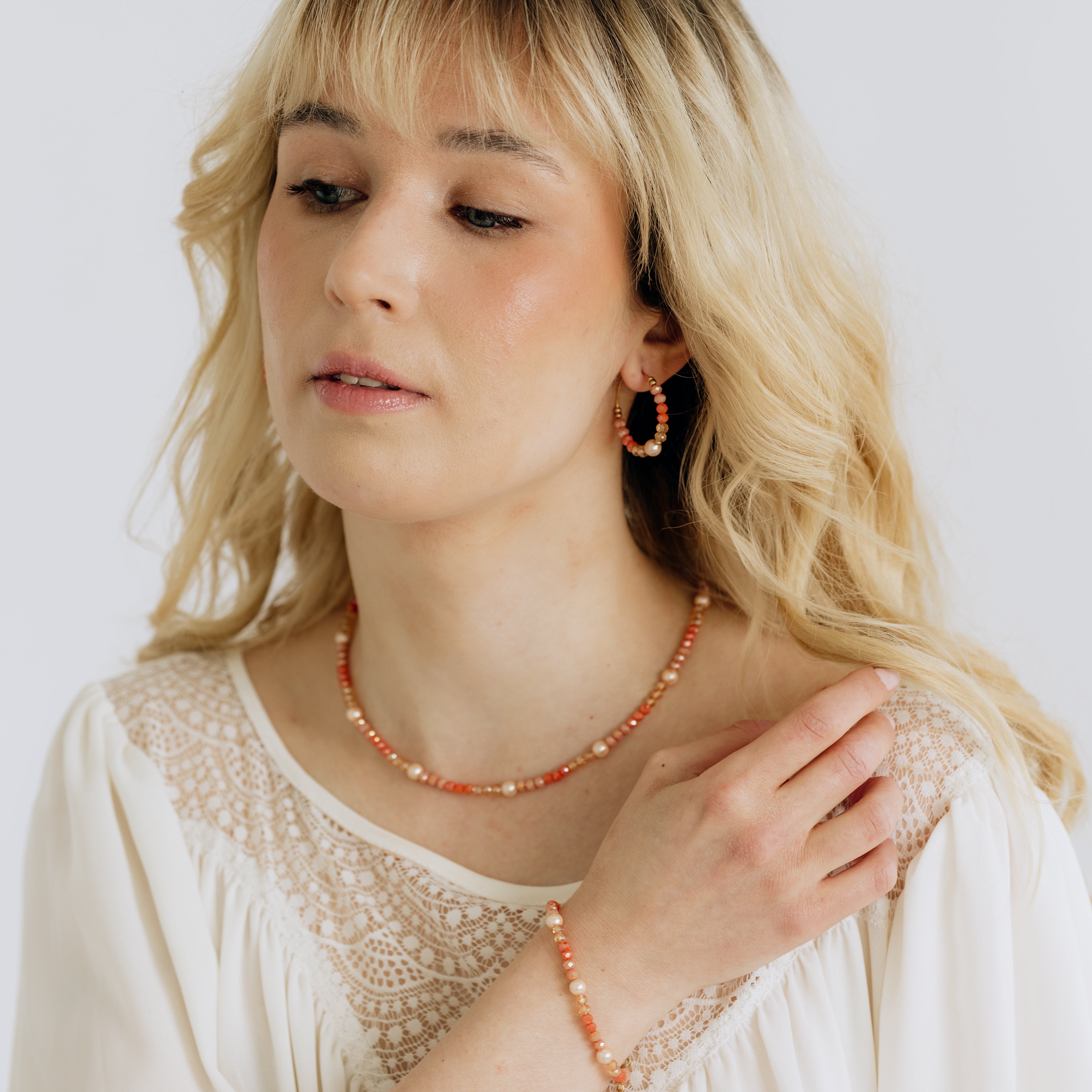 Earrings, FRENCH RIVIERA|Jasmine flower earrings (red)