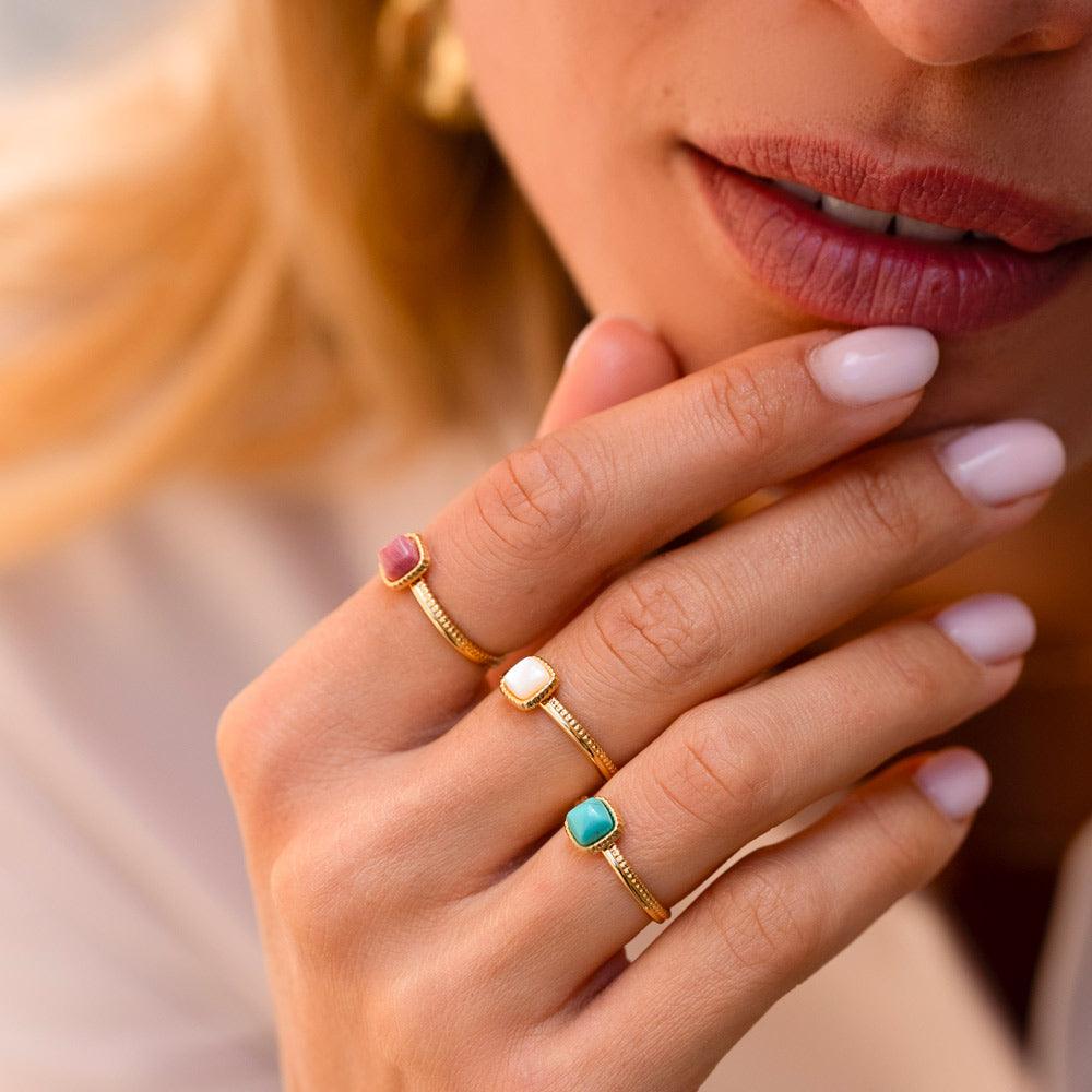 BOHM PARIS | Bague Kalys -kirurginterässormus mustalla kivellä