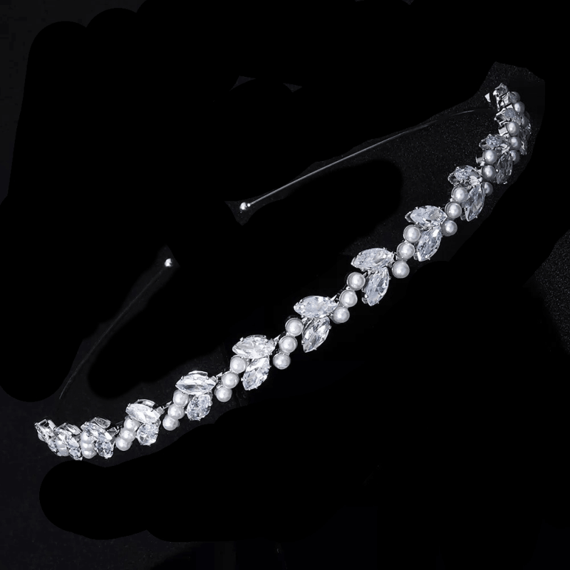 ATHENA BRIDAL, Beatrice -hopeinen juhlapanta helmin ja kristallein