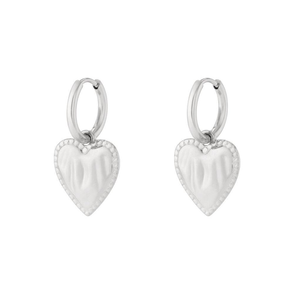 FRENCH RIVIERA | Lovelye – sydänkorvakorut (hopea, kirurginteräs)