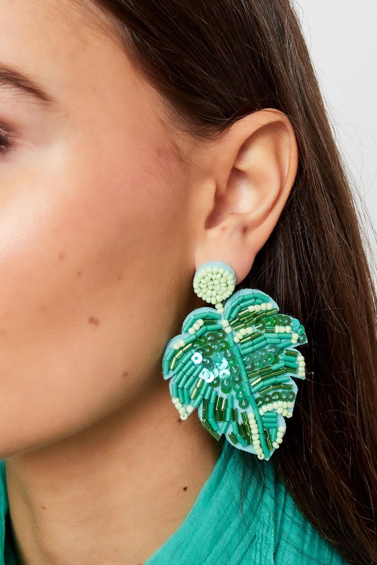 FRENCH RIVIERA | Monstera Deliciosa green troll leaf earrings