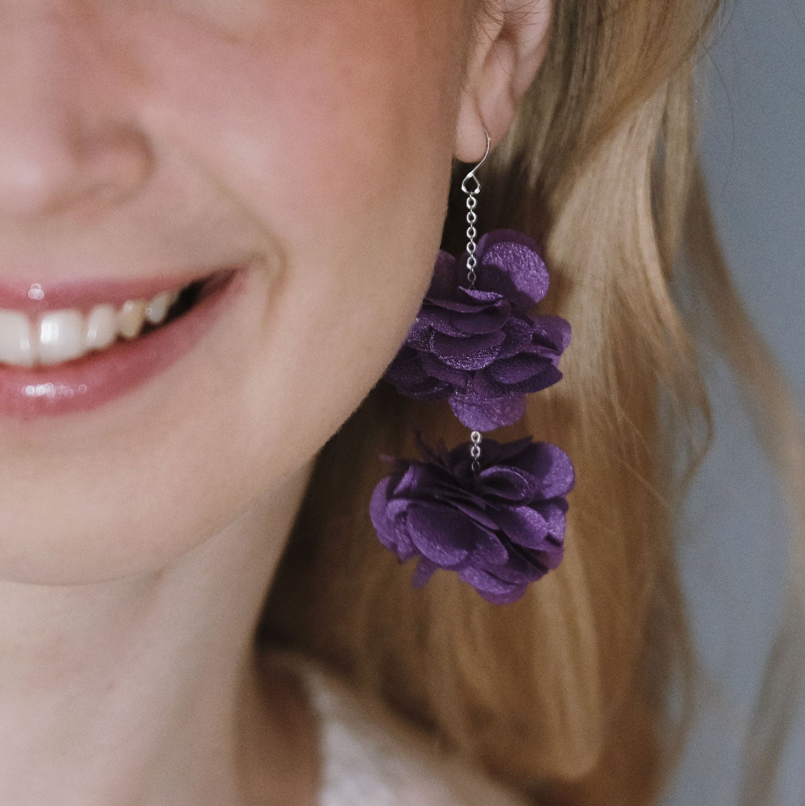Roselle -kukkakorvakorut (violetti)