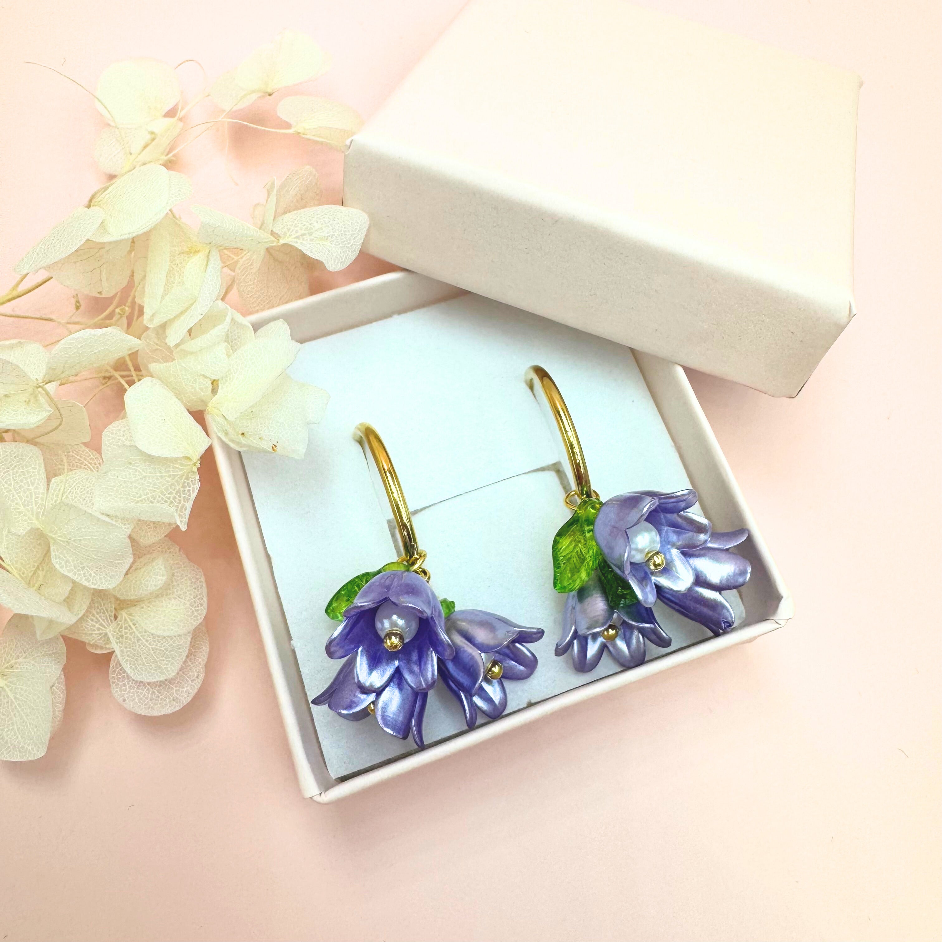 Earrings, FRENCH RIVIERA|Jasmine flower earrings (red)