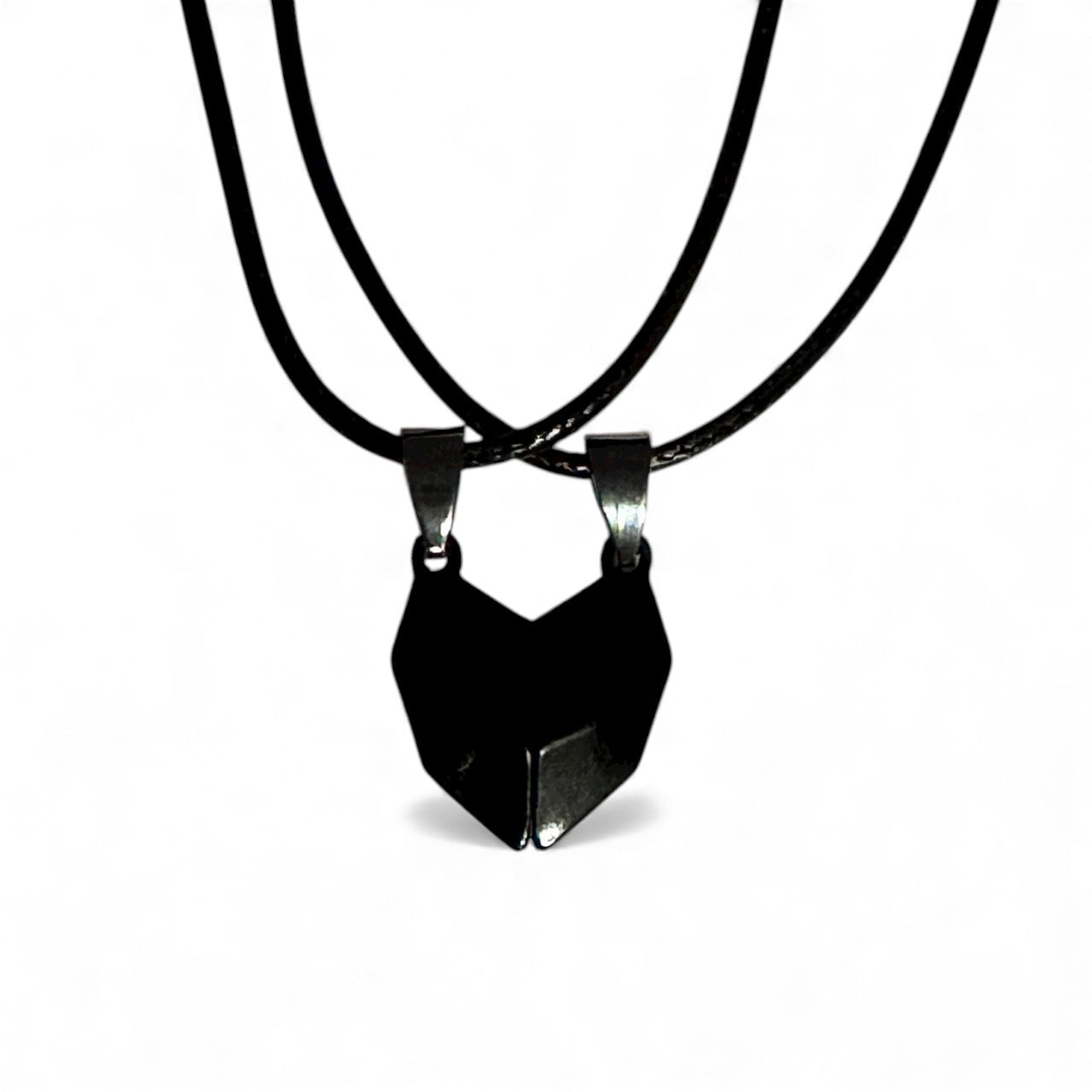 Best Friends Midnight Heart -magneettinen ystävyyskaulakorusetti – musta sydänriipus