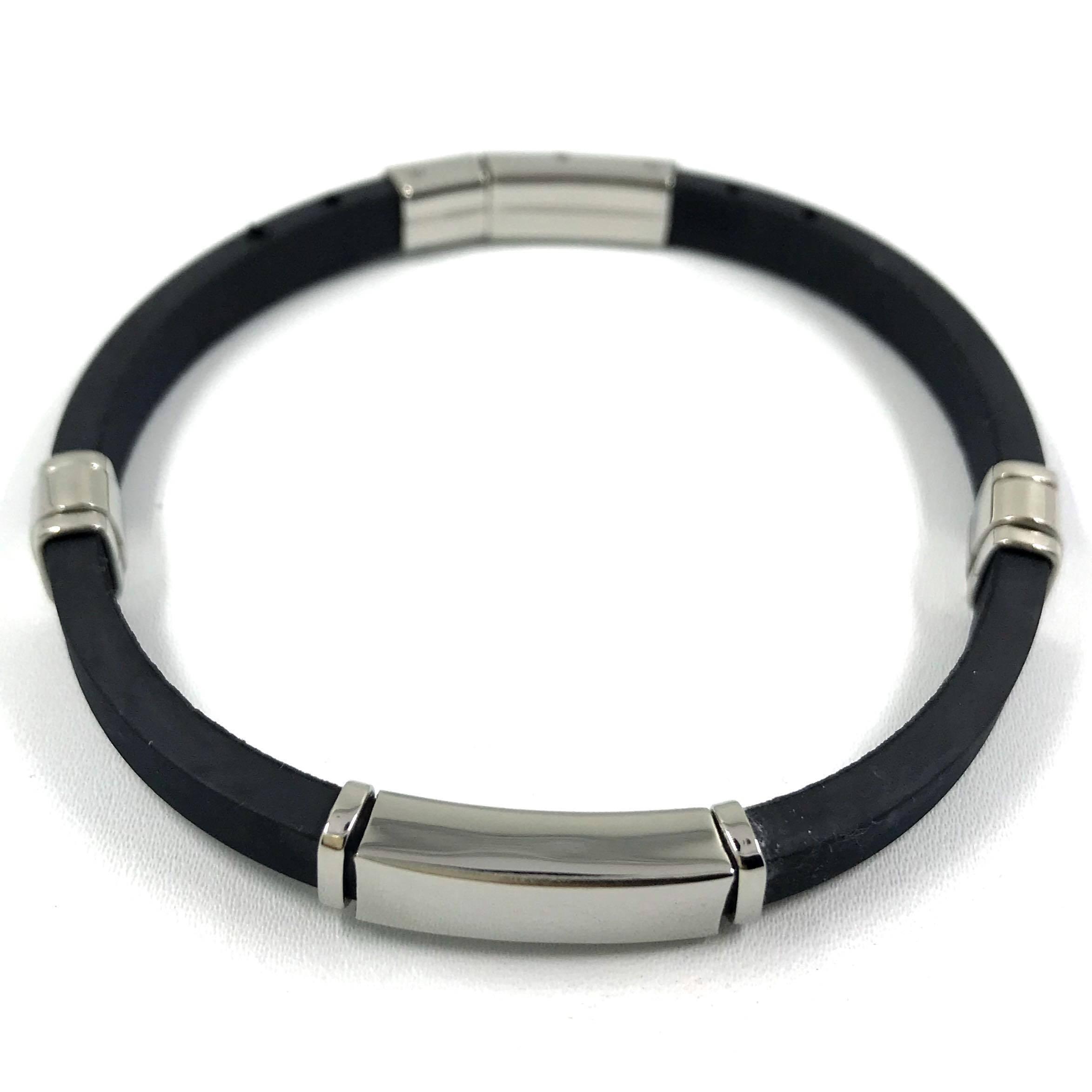 Kirurginteräsrannekoru, Black Bracelet with Stainless Steel