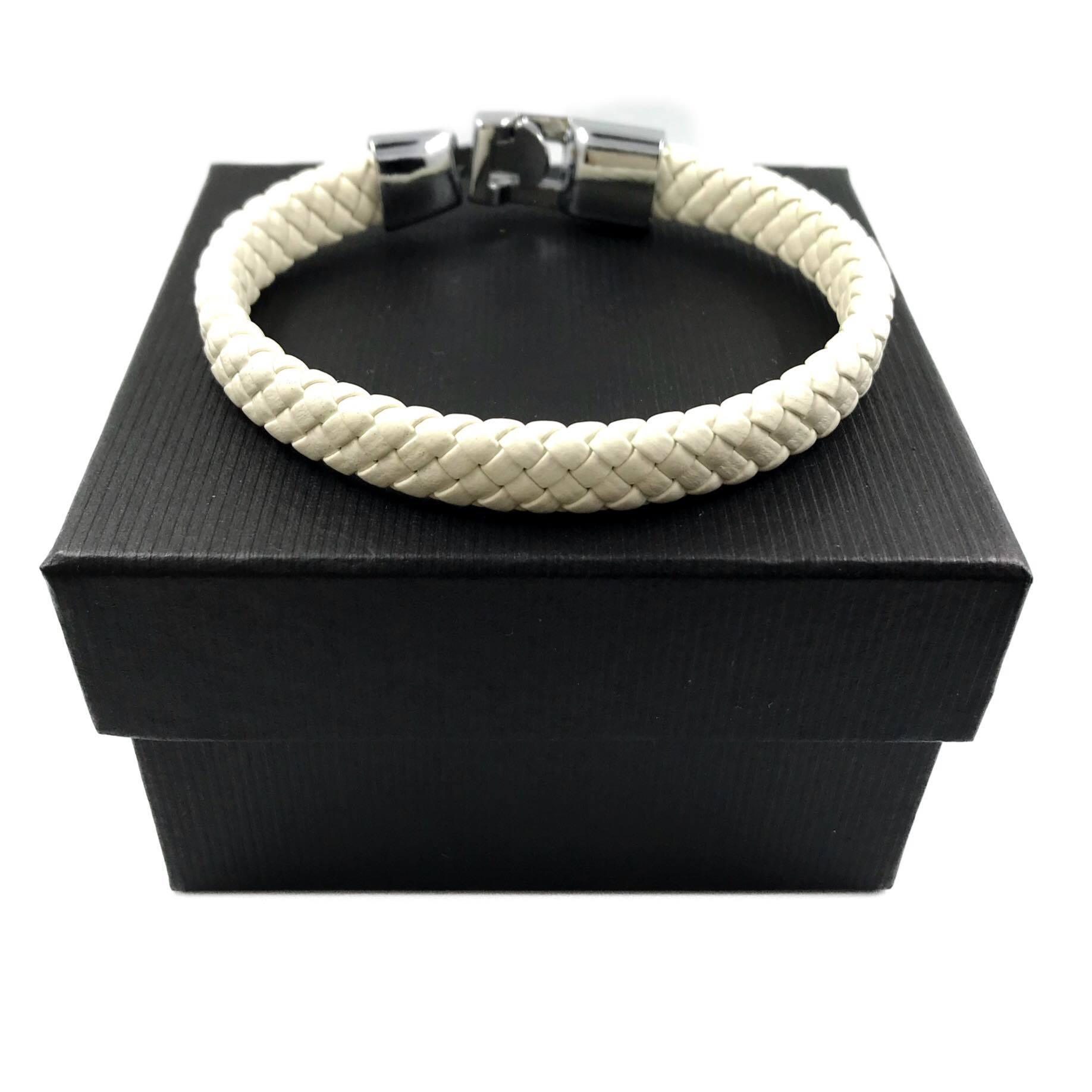 Kirurginteräsrannekoru, White Leather Bracelet with Stainless Steel