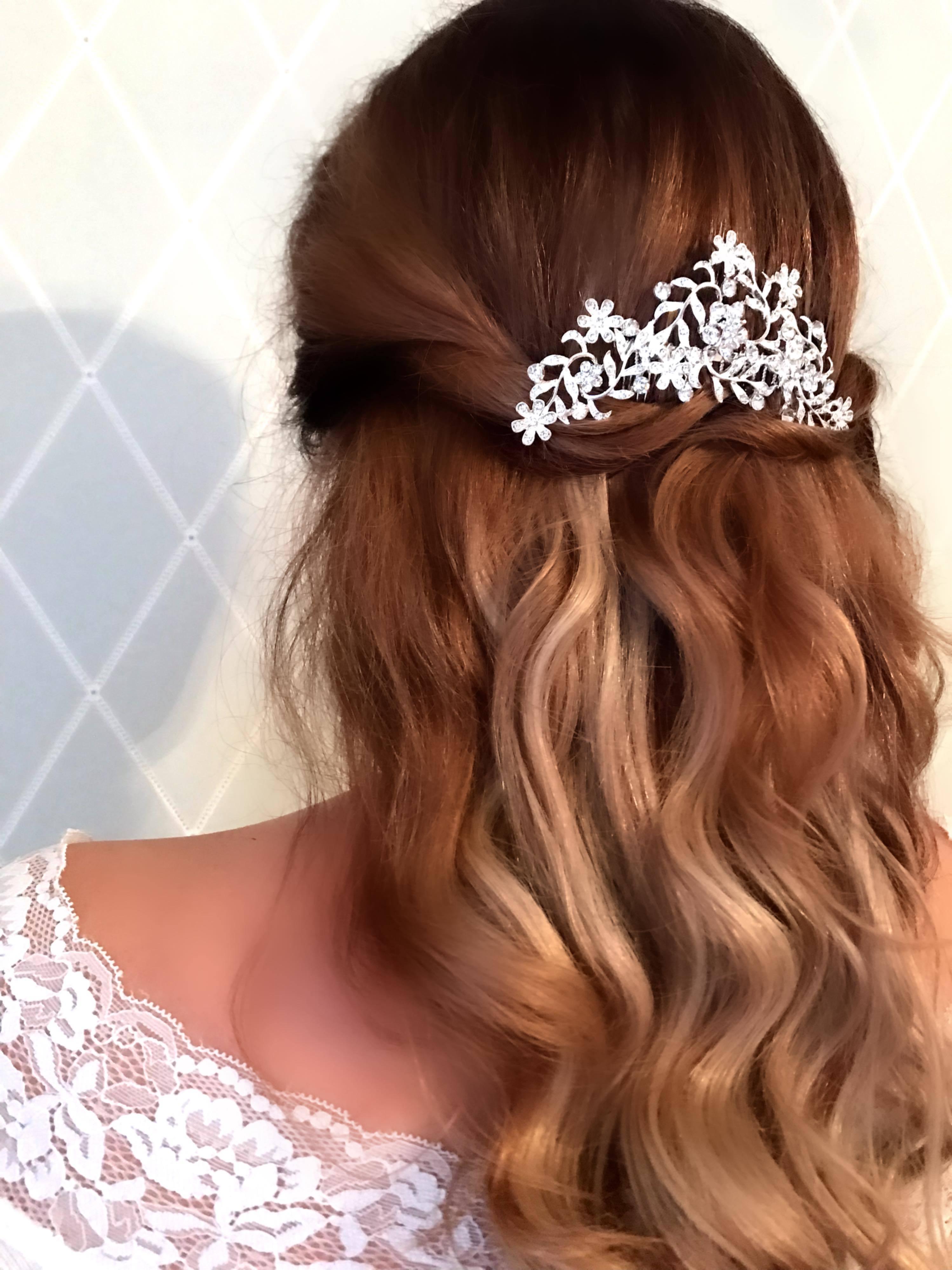 Hair ornament, crystal comb Romantic Small Flowers