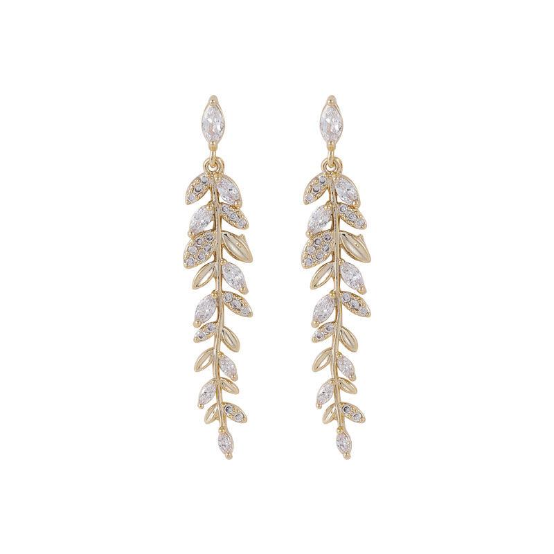 Juhlakorvakorut, ROMANCE|Elegant Leaf Earrings in Gold