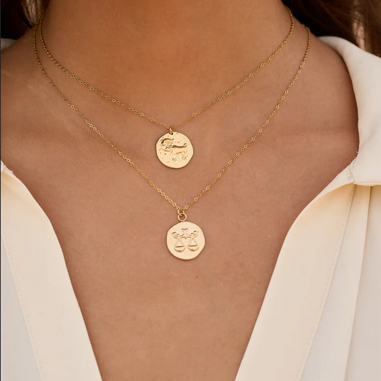 Kirurginteräskaulakoru, Astro Collection-horoskooppikoru