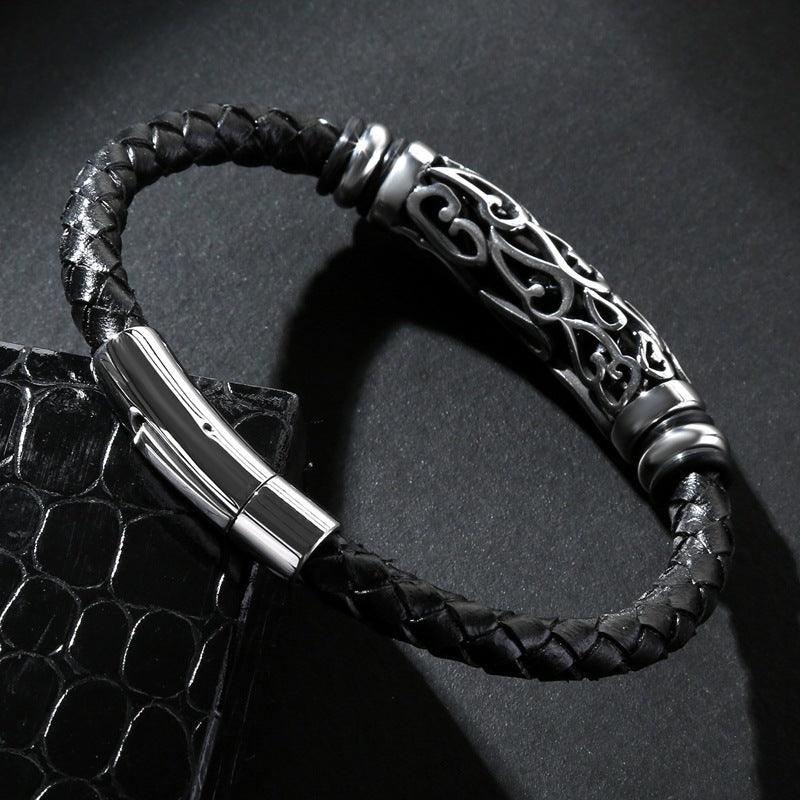 Keinonahkainen rannekoru, Simple Faux Leather Bracelet