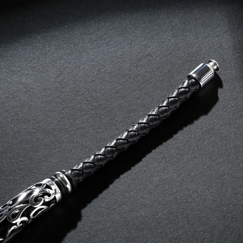 Keinonahkainen rannekoru, Simple Faux Leather Bracelet