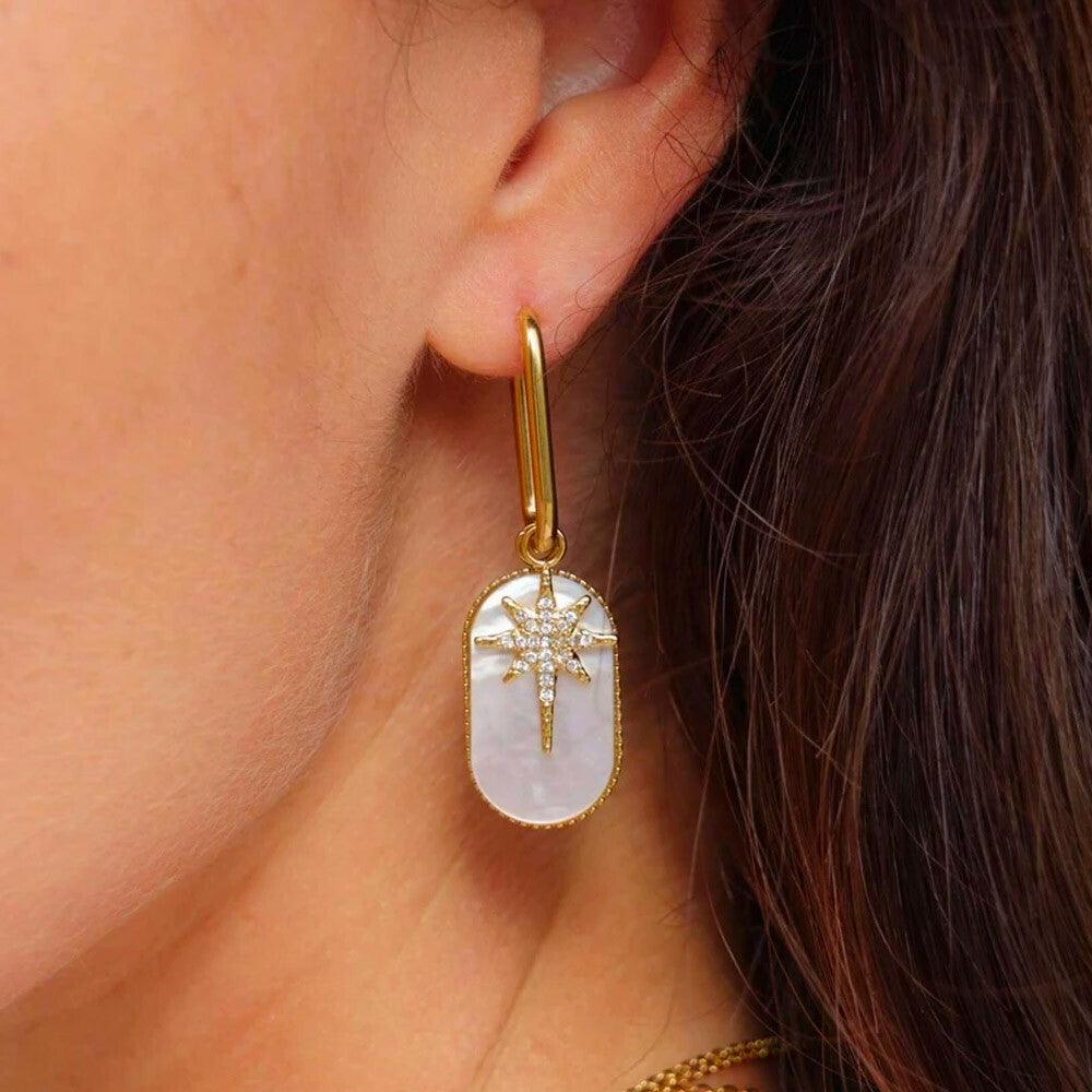 Korvakorut, BOHM PARIS|Boucles Jolline -nacre blanche