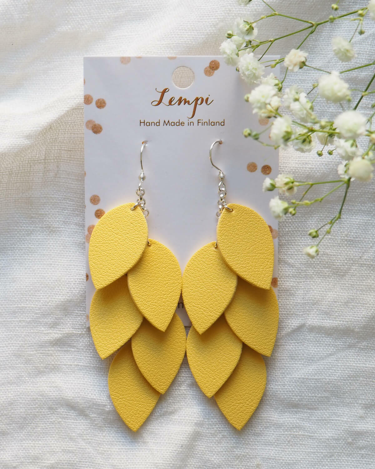 LEMPI earrings, Grain (warm yellow)