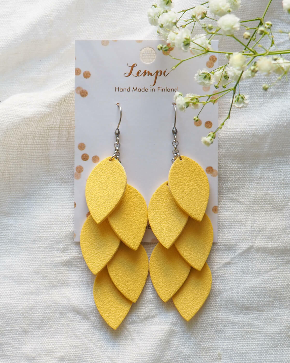 LEMPI earrings, Grain (warm yellow)