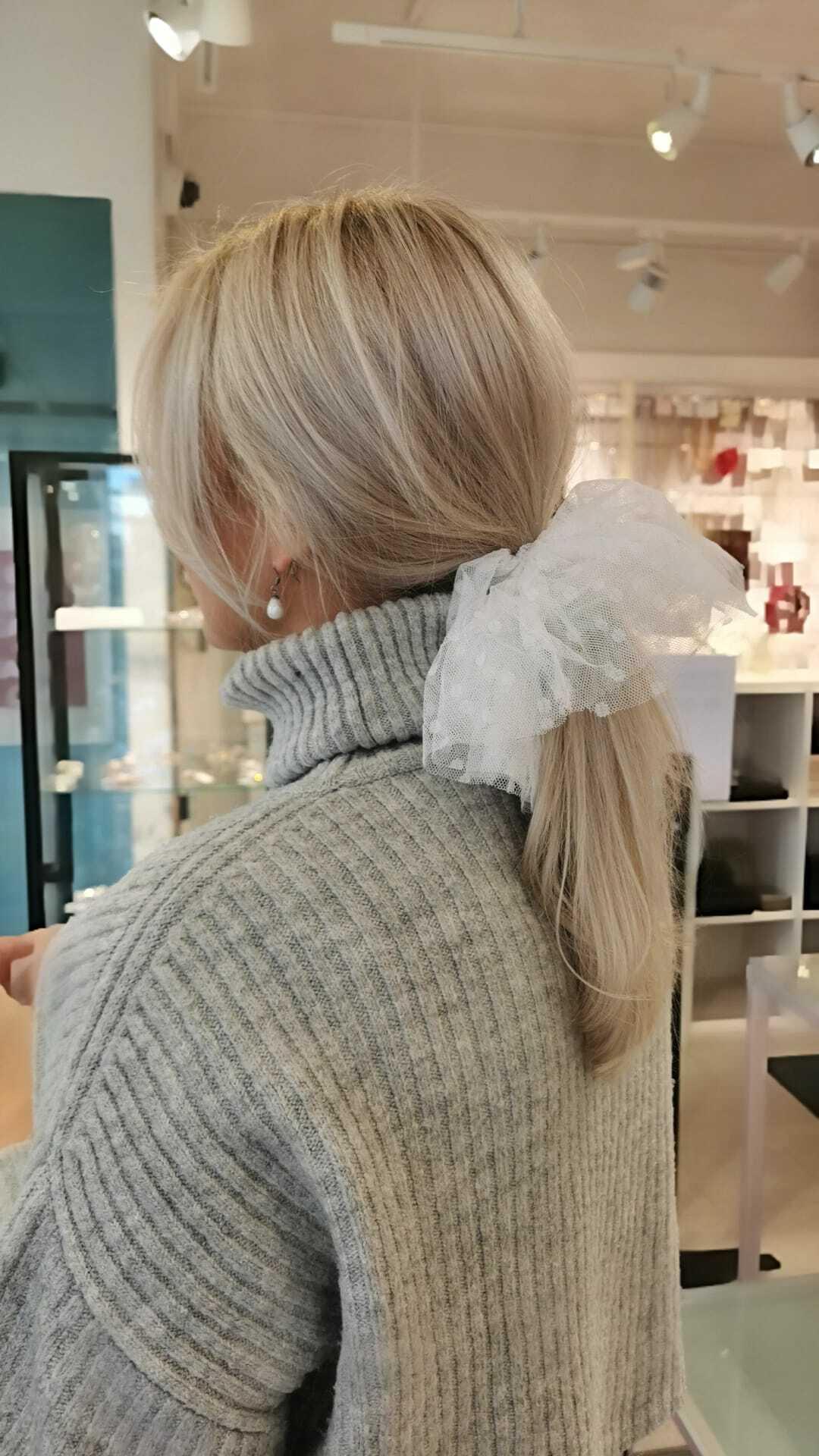 Scrunchie|SUGAR SUGAR, XXL Ballet Scrunchie -tylli hiusdonitsi