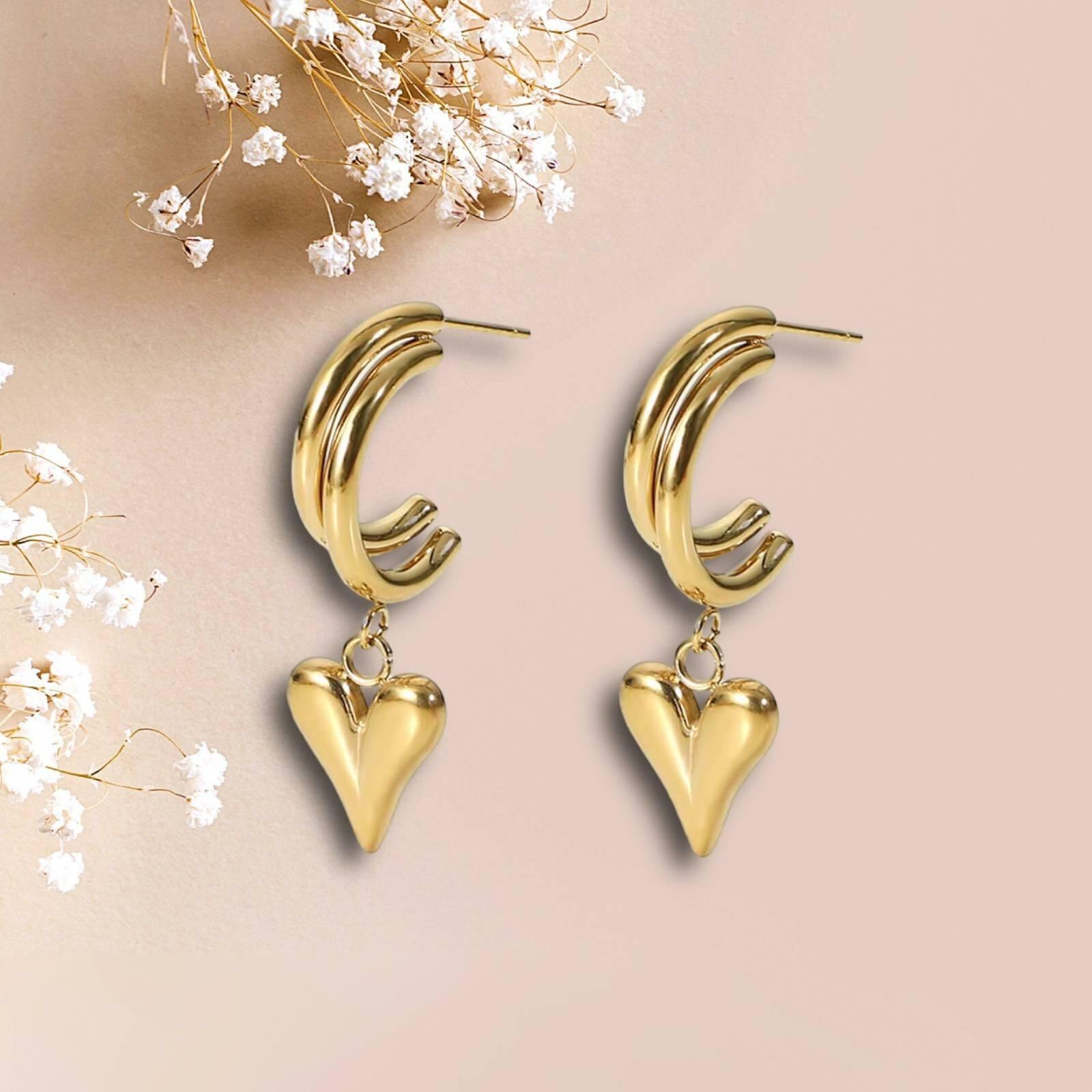 FRENCH RIVIERA|Modern Heart Earrings -kirurginteräsrenkaat sydämellä