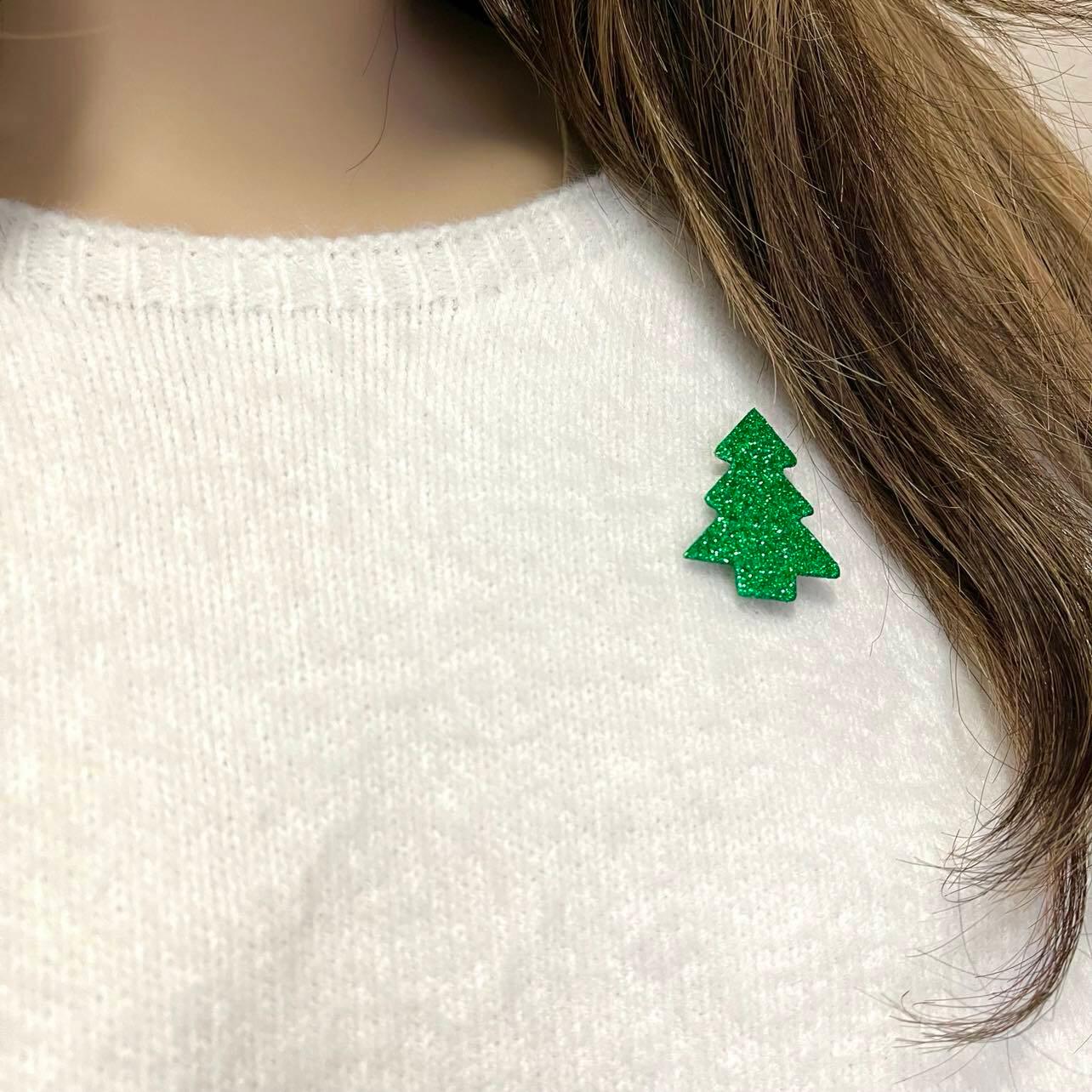 LEMPI brooch, Christmas tree (green glitter)